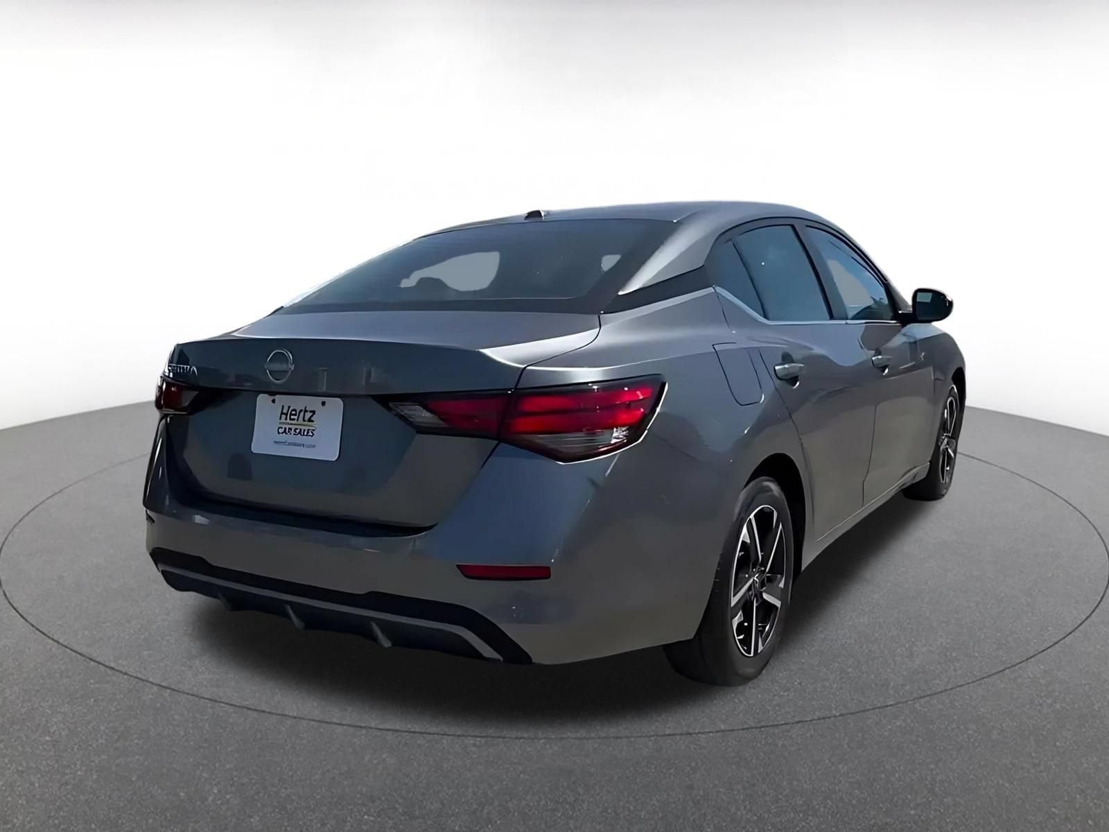 Thumbnail: 2025 Nissan Sentra - 11