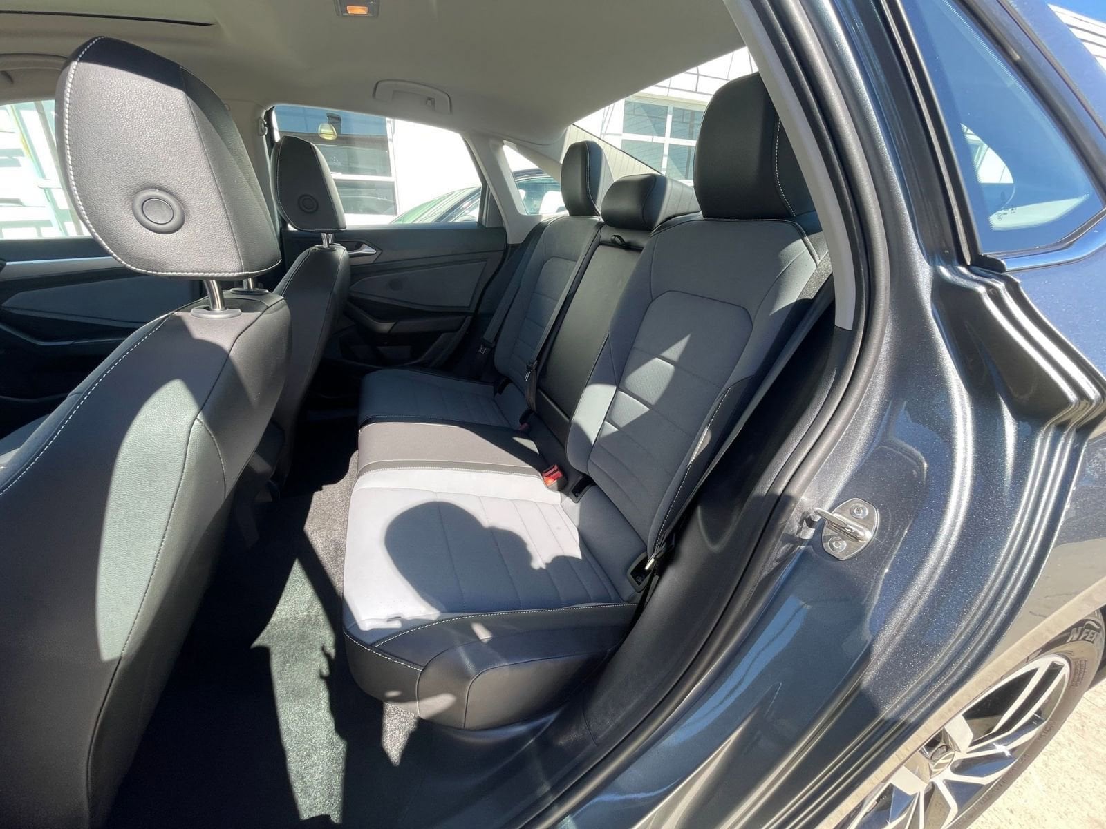 Thumbnail: 2025 Volkswagen Jetta - 25