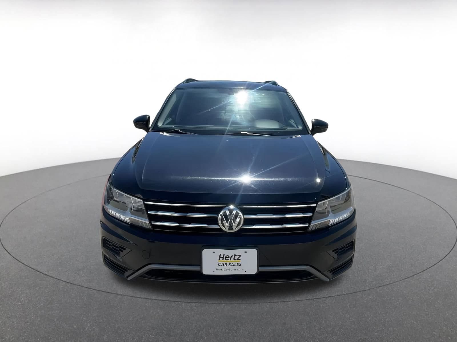 Thumbnail: 2021 Volkswagen Tiguan - 4