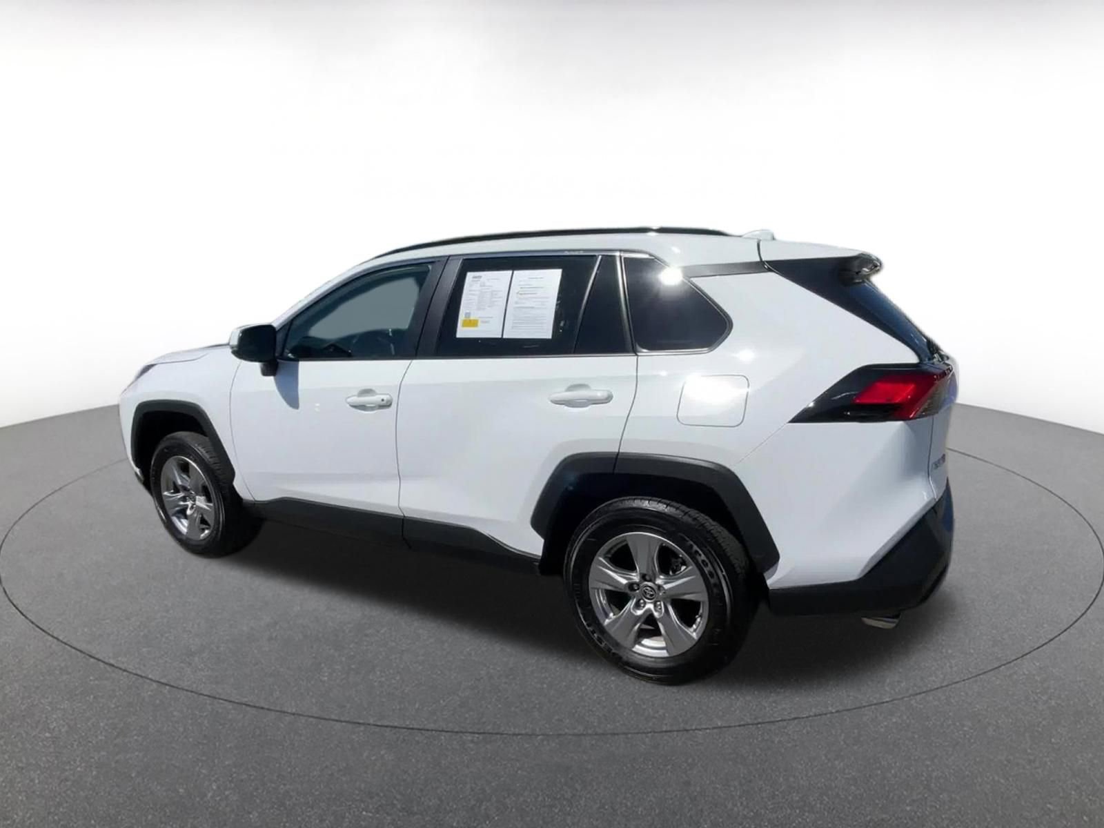 Thumbnail: 2025 Toyota RAV4 - 10
