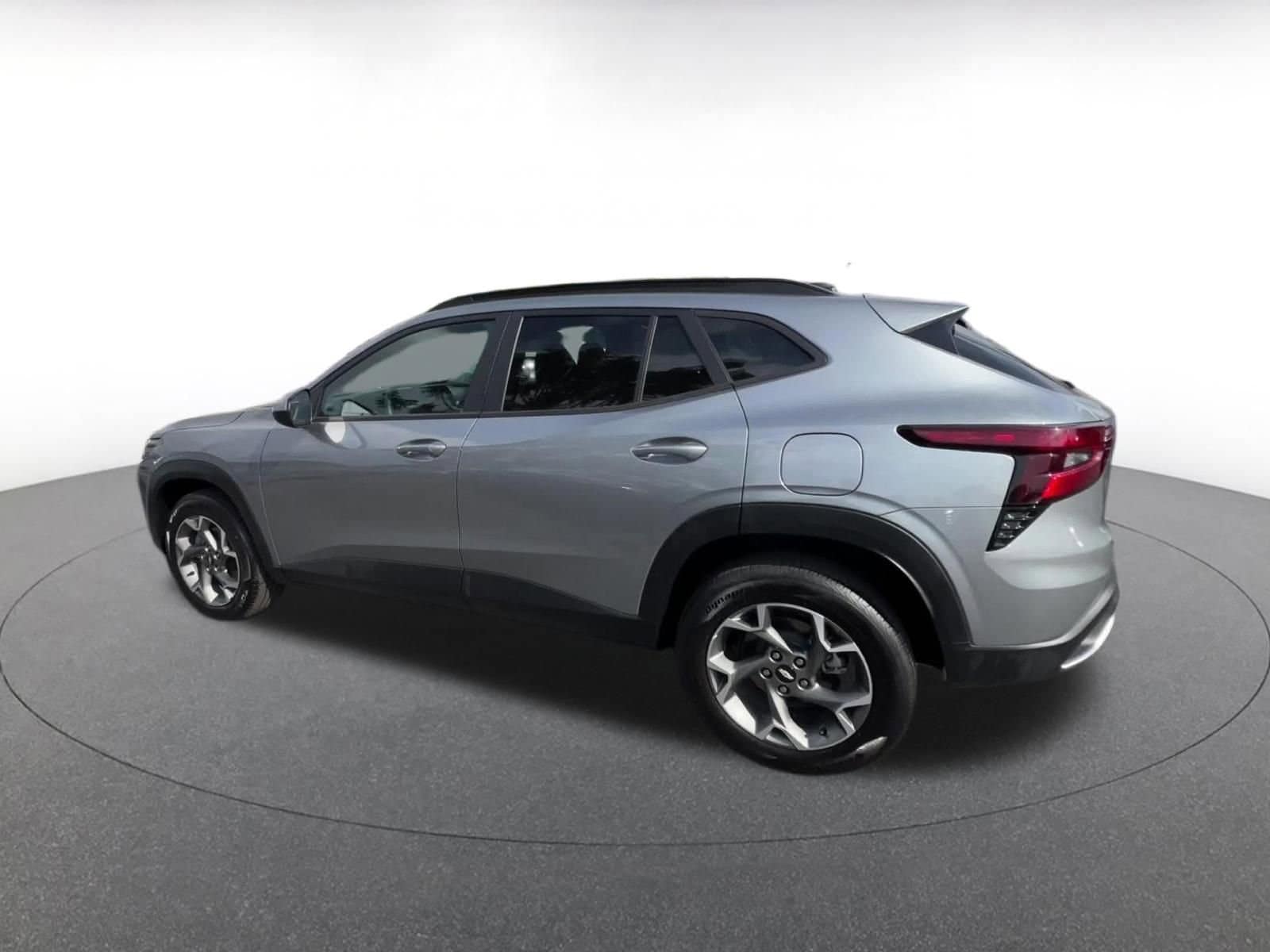 Thumbnail: 2025 Chevrolet Trax - 10