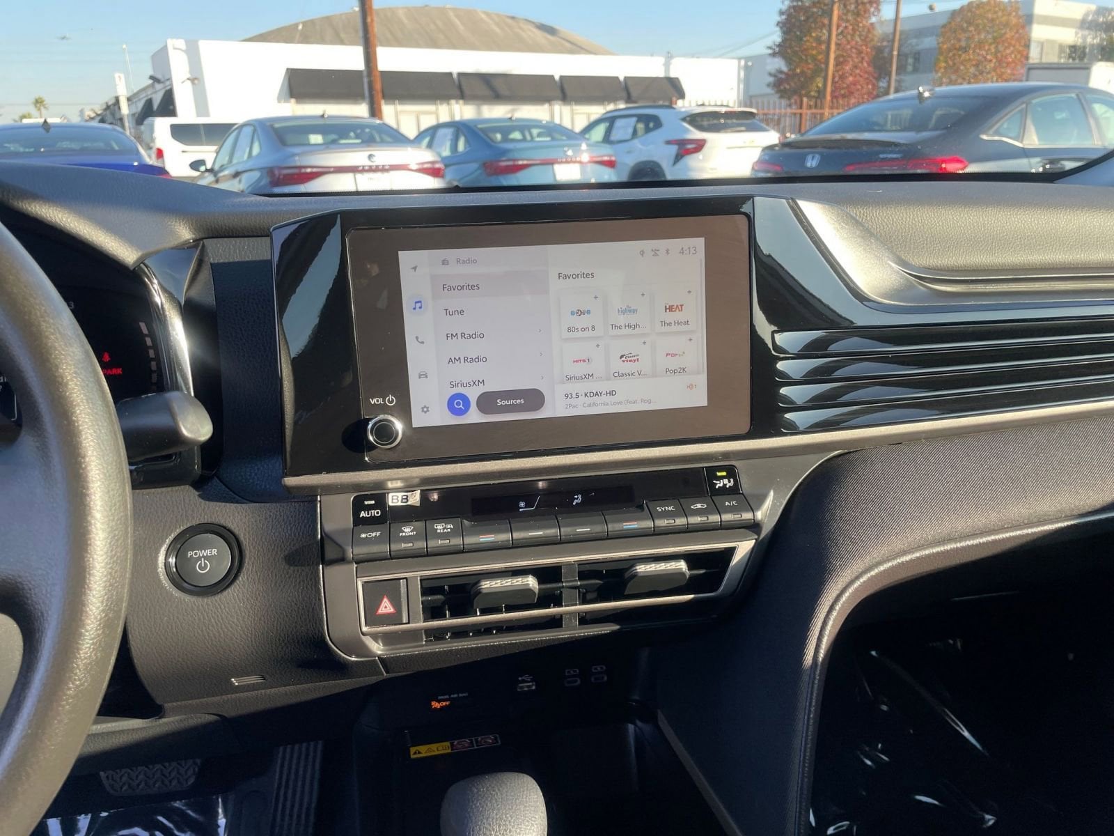 Thumbnail: 2025 Toyota Camry - 18