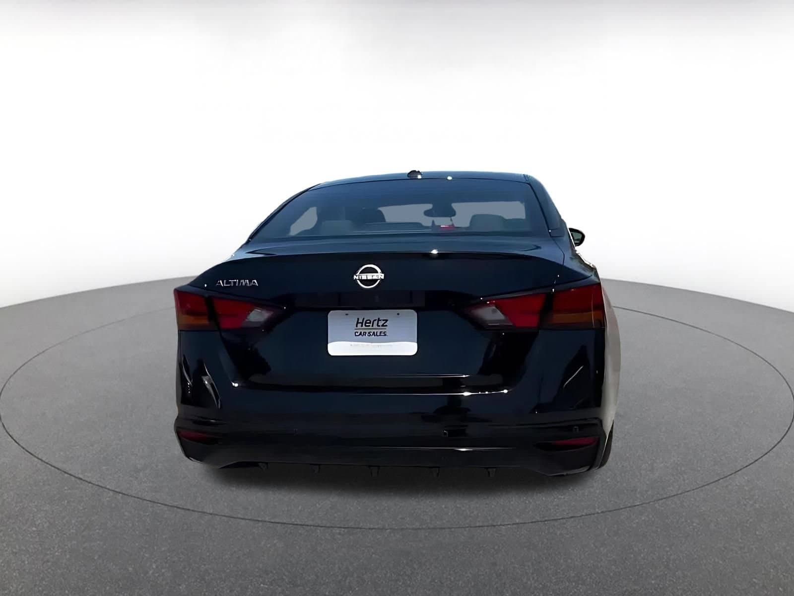 Thumbnail: 2025 Nissan Altima - 12