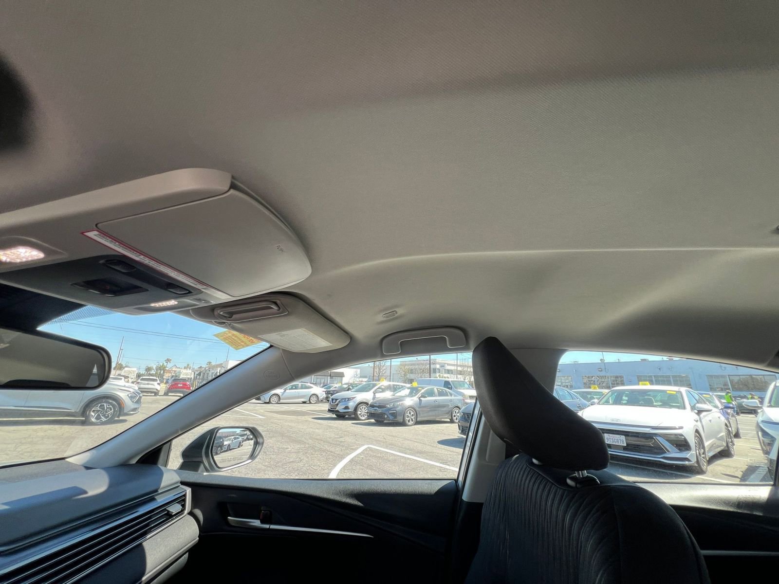 Thumbnail: 2025 Toyota Camry - 32