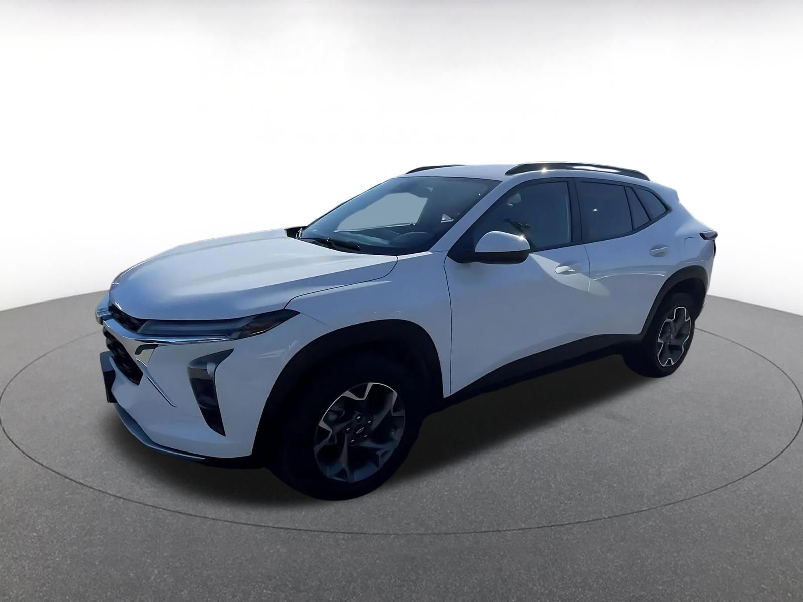 Thumbnail: 2025 Chevrolet Trax - 8