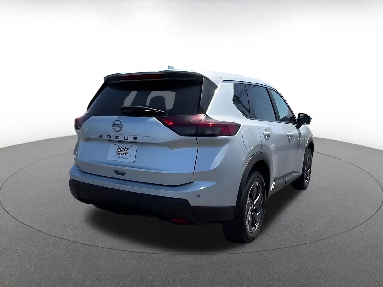 Thumbnail: 2025 Nissan Rogue - 15