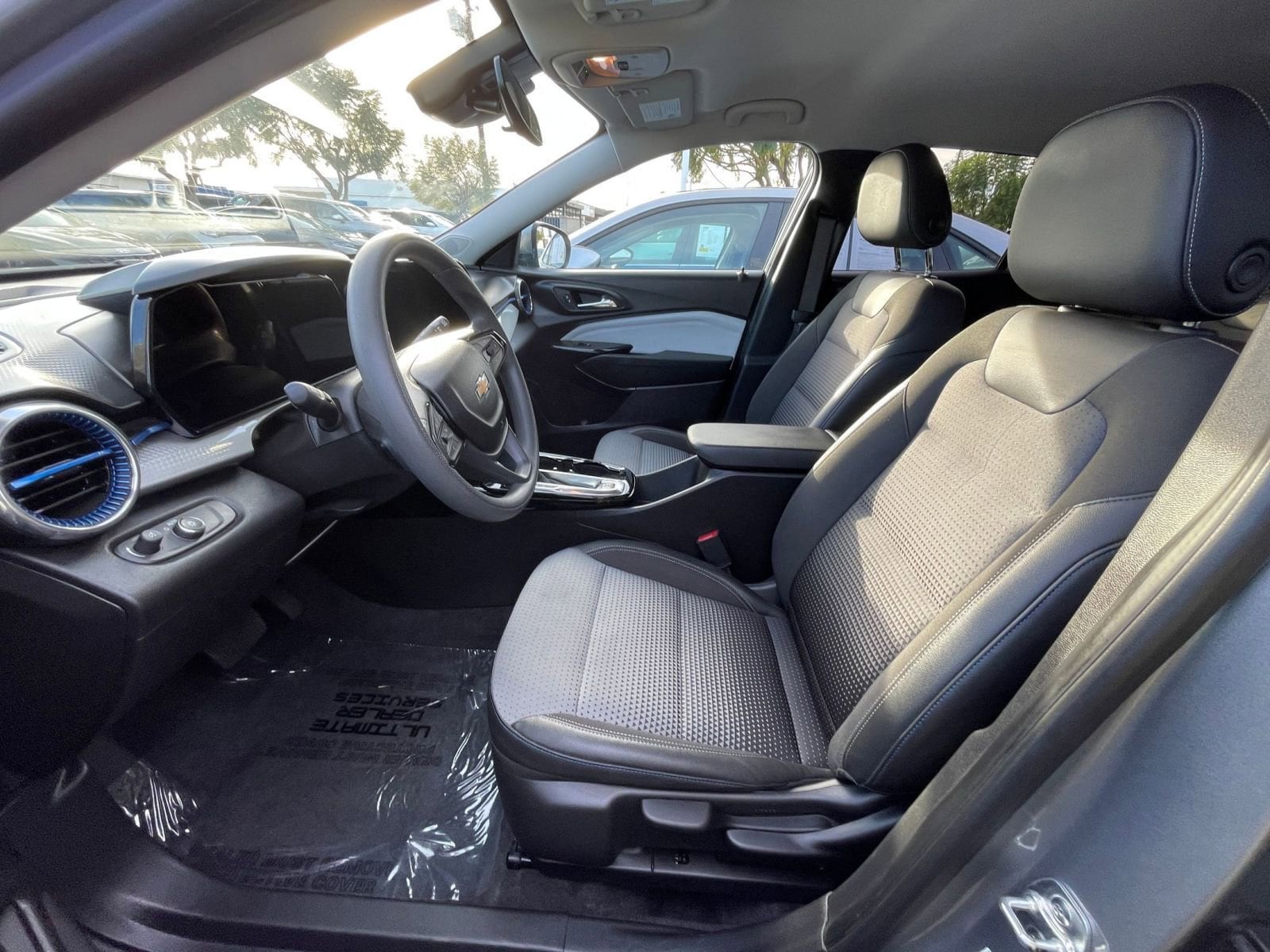 Thumbnail: 2025 Chevrolet Trax - 30