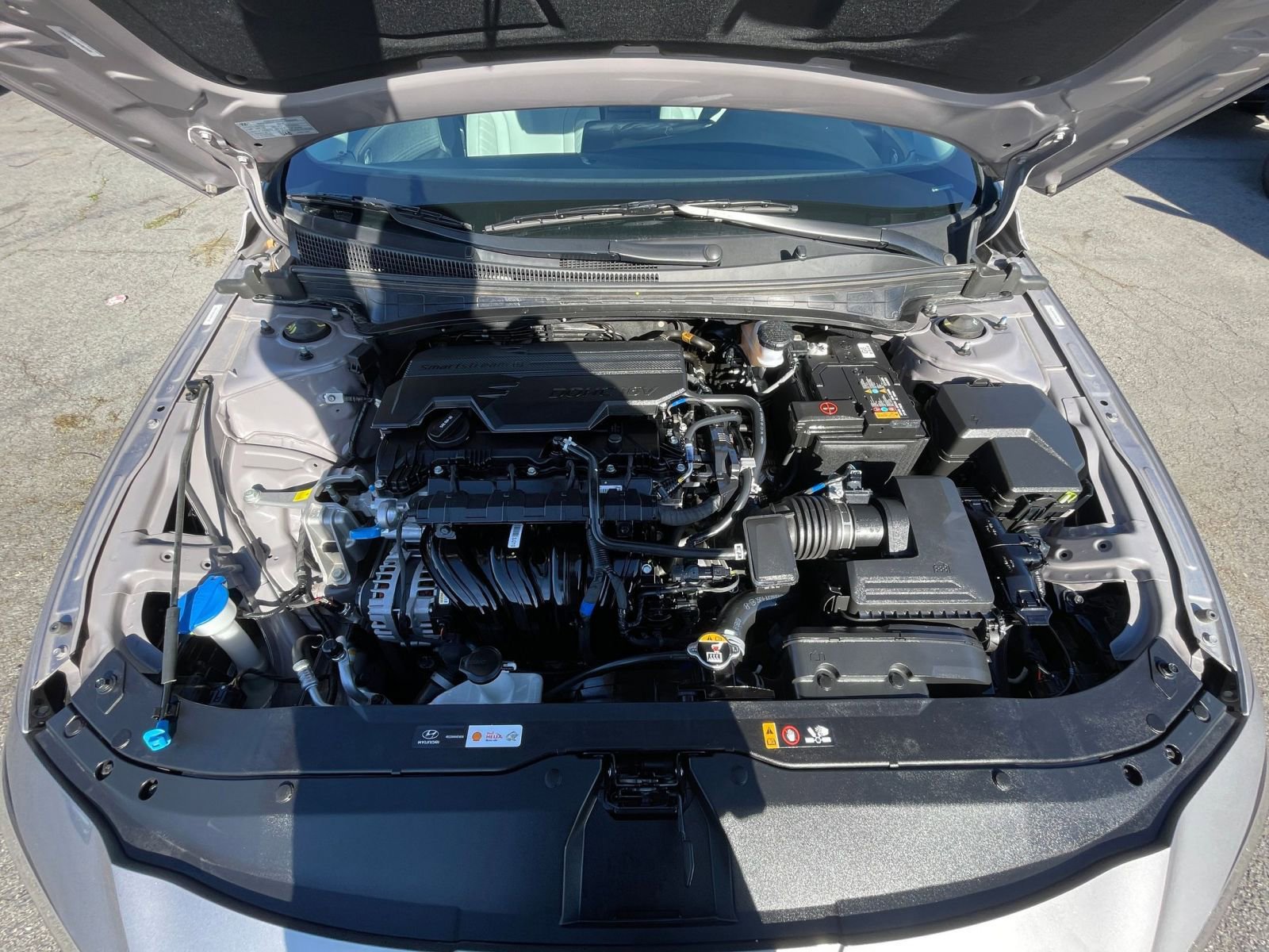 Thumbnail: 2025 Hyundai Elantra - 32