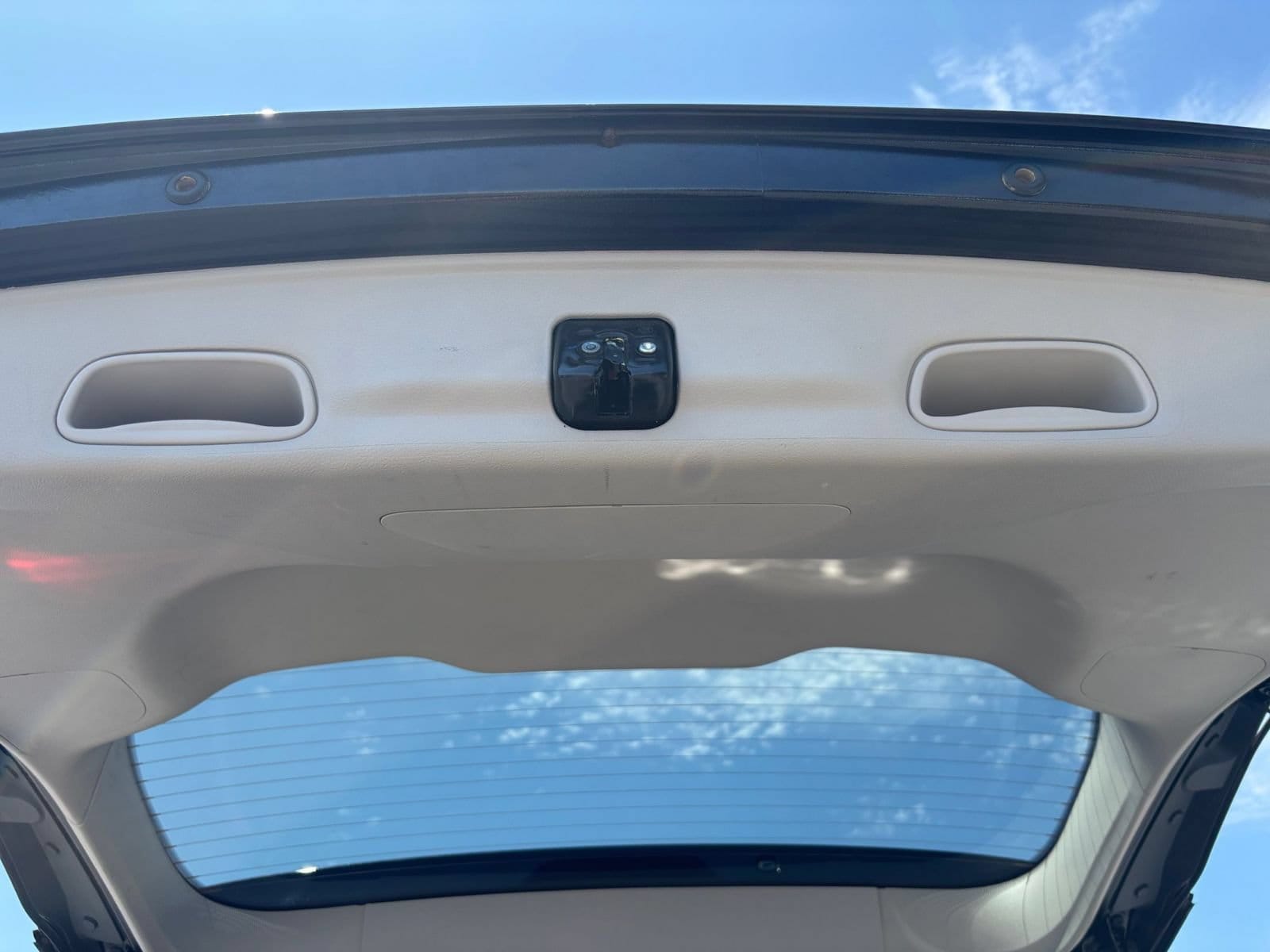 Thumbnail: 2024 Chrysler Voyager - 19