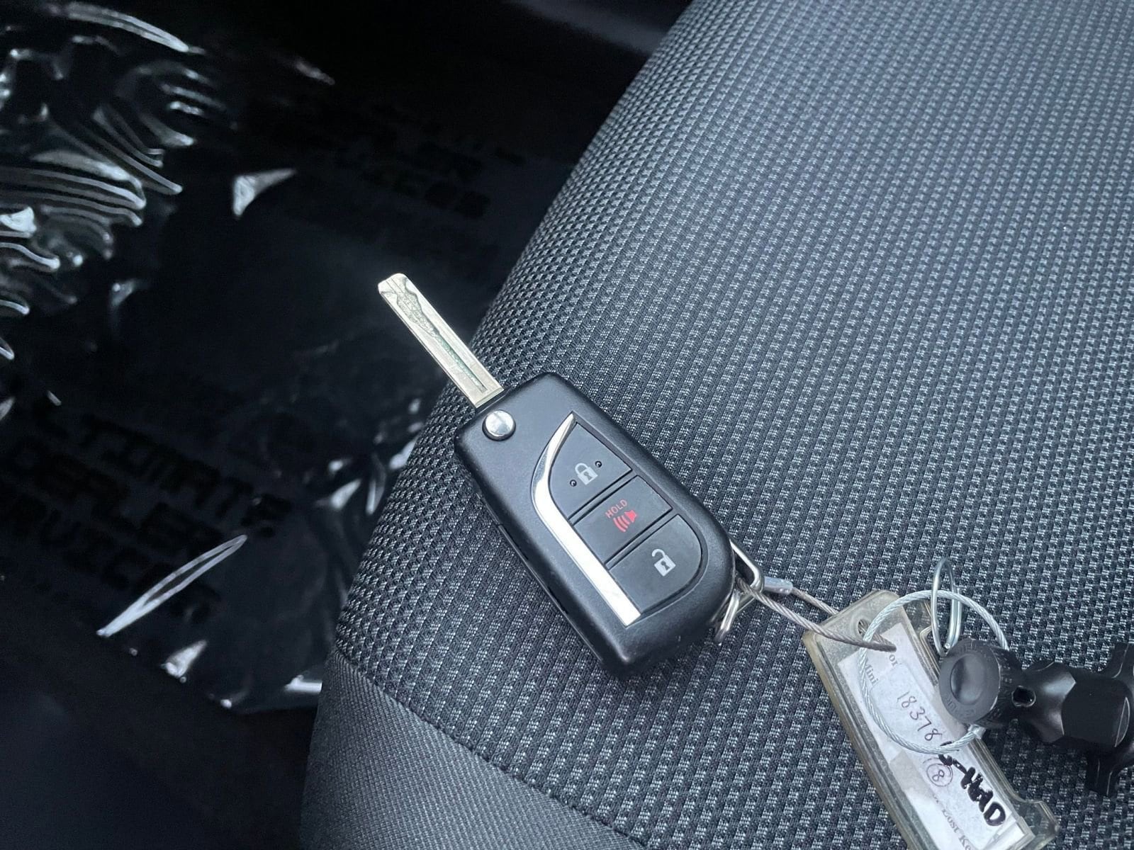 Thumbnail: 2025 Toyota RAV4 - 22