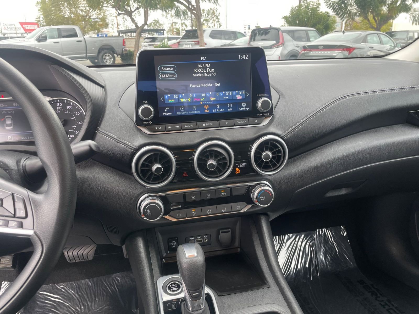 Thumbnail: 2025 Nissan Sentra - 17