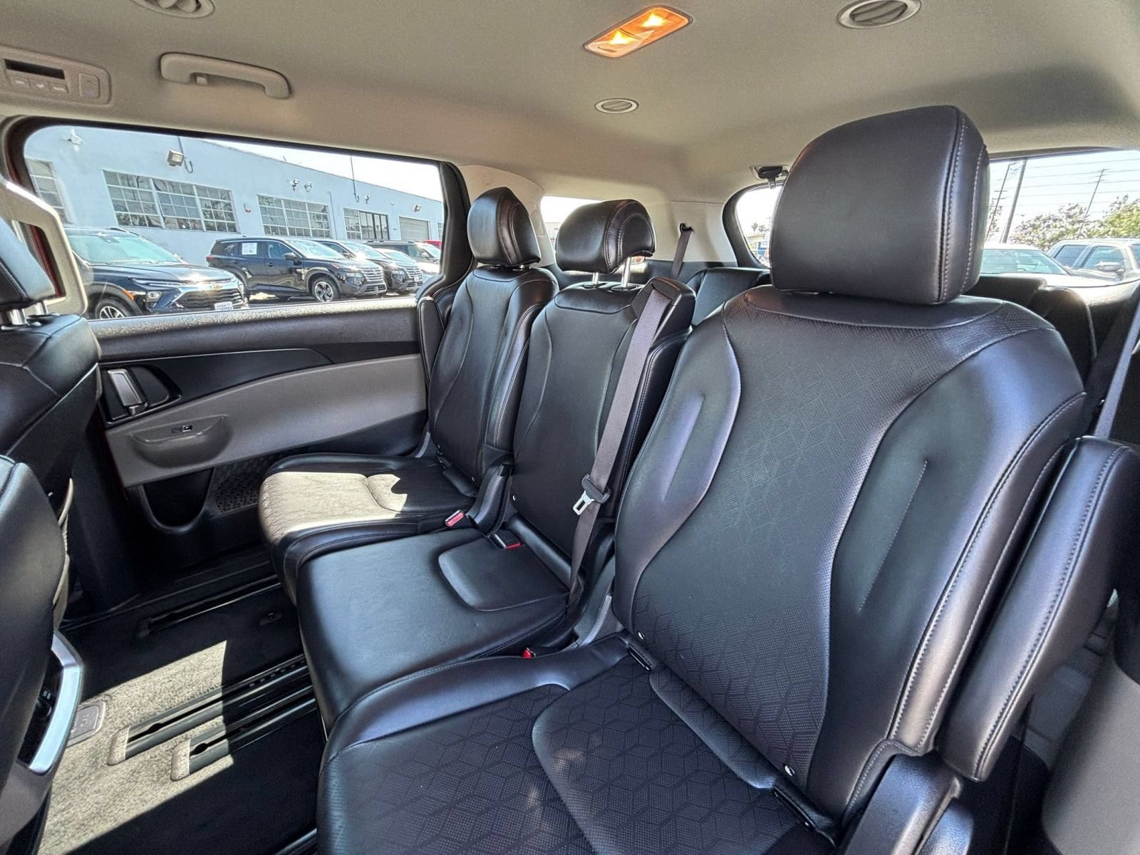 Thumbnail: 2026 Kia Carnival - 26