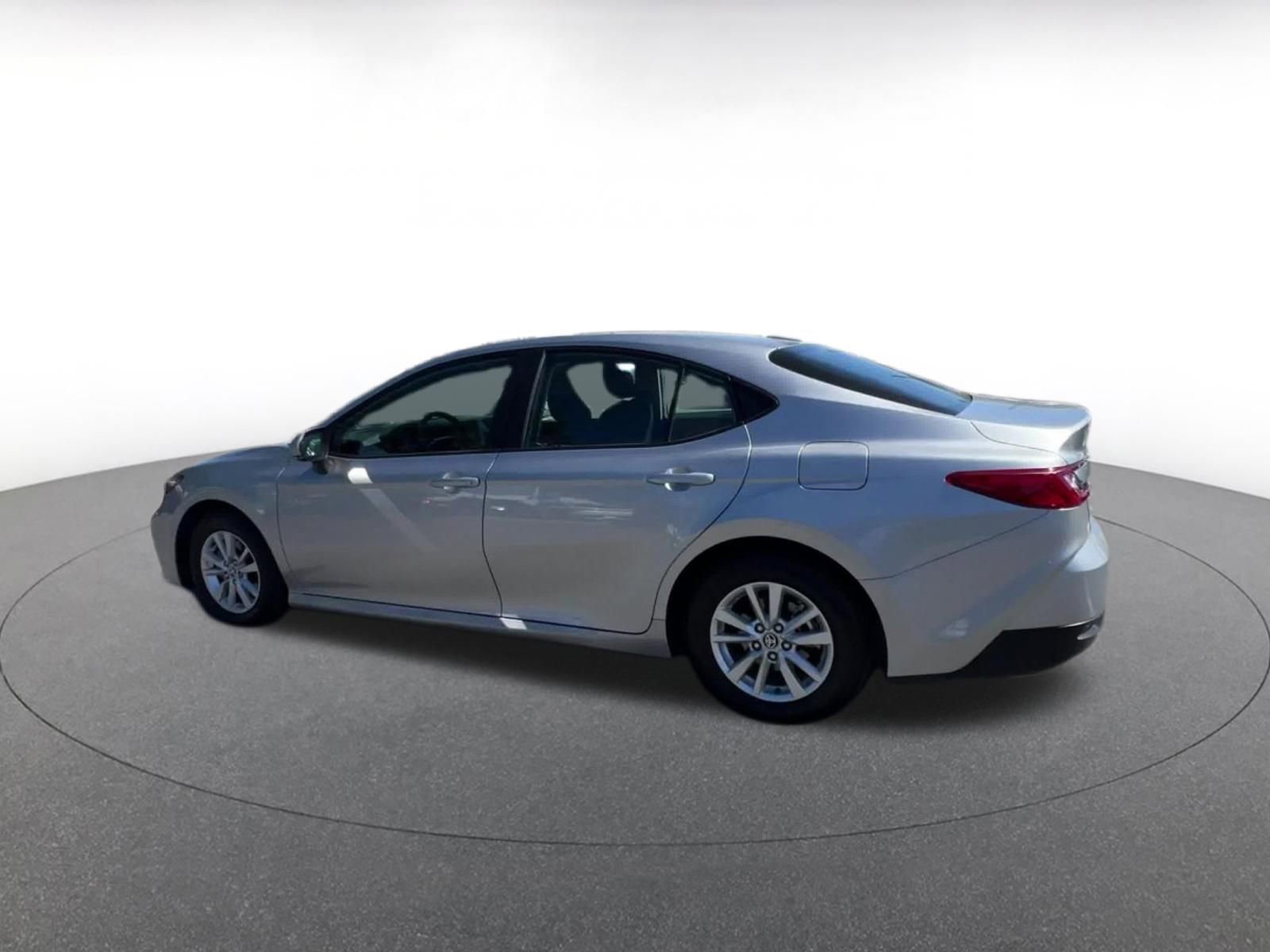 Thumbnail: 2025 Toyota Camry - 9