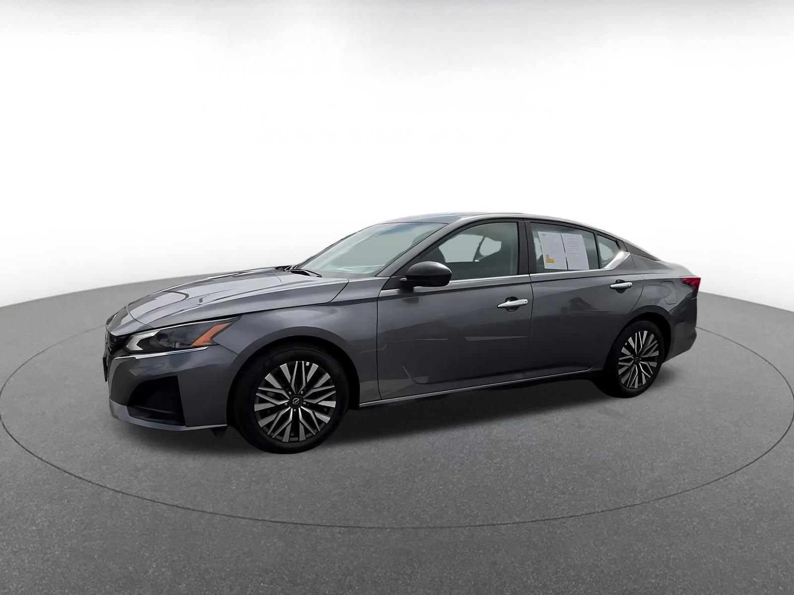Thumbnail: 2025 Nissan Altima - 8