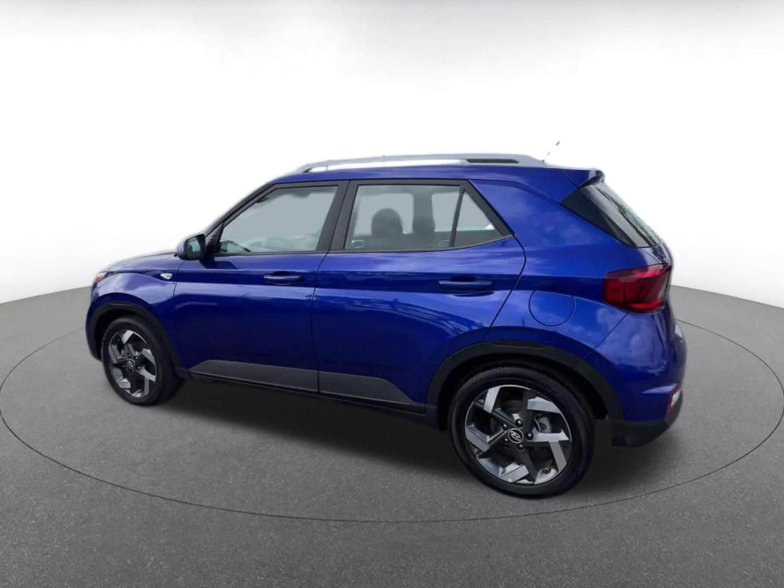 Thumbnail: 2025 Hyundai Venue - 10