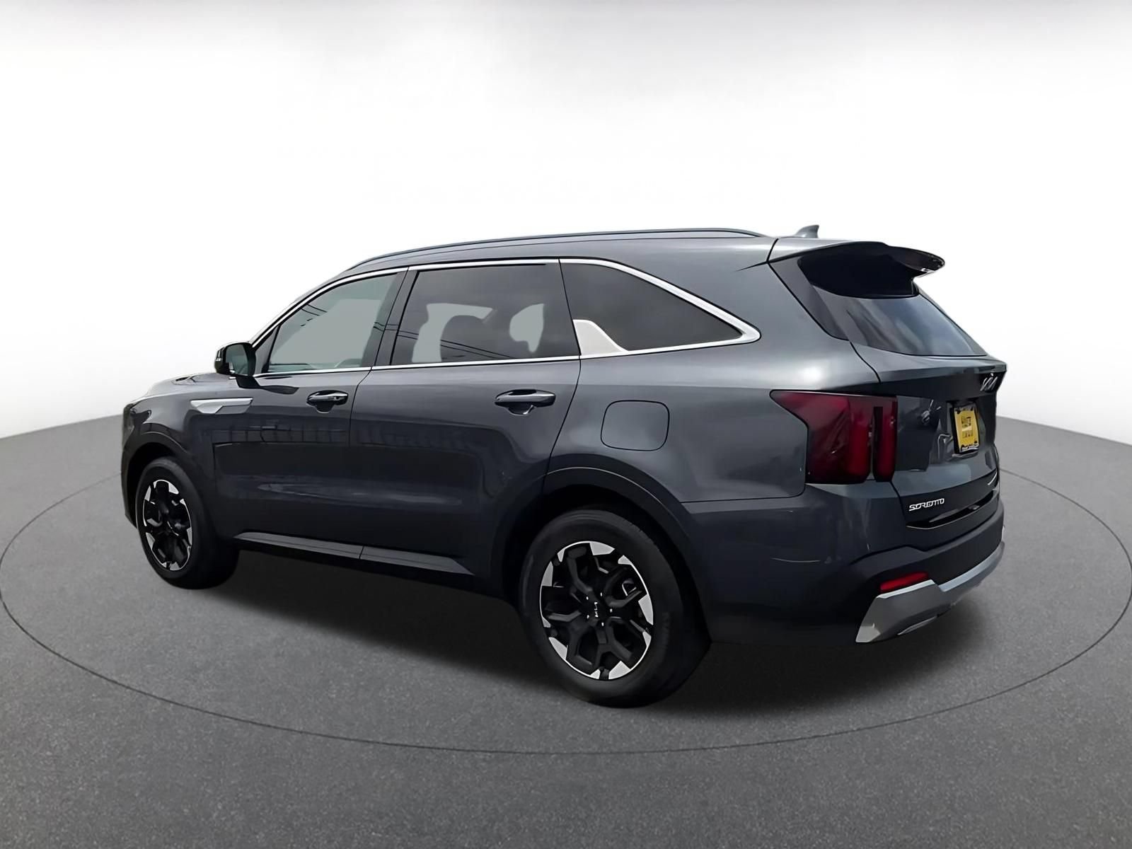 Thumbnail: 2024 Kia Sorento - 10