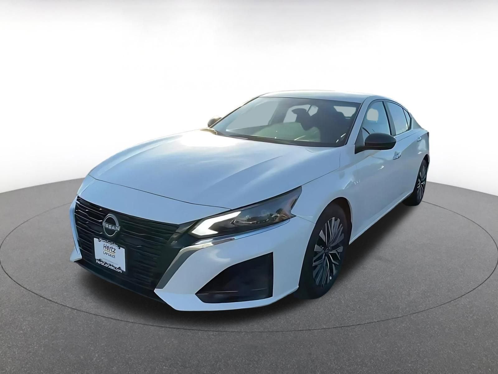 Thumbnail: 2025 Nissan Altima - 7