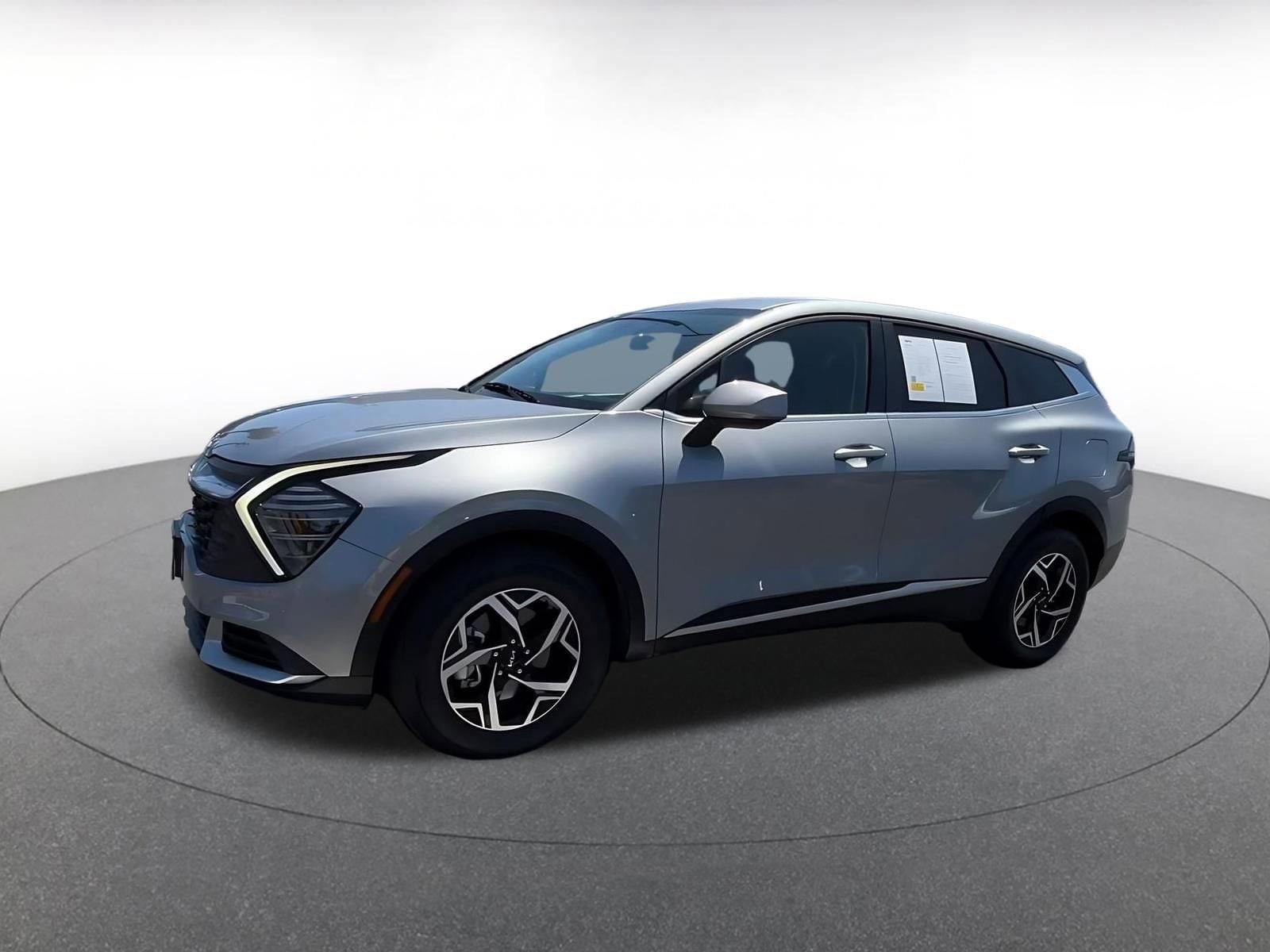 Thumbnail: 2025 Kia Sportage - 8