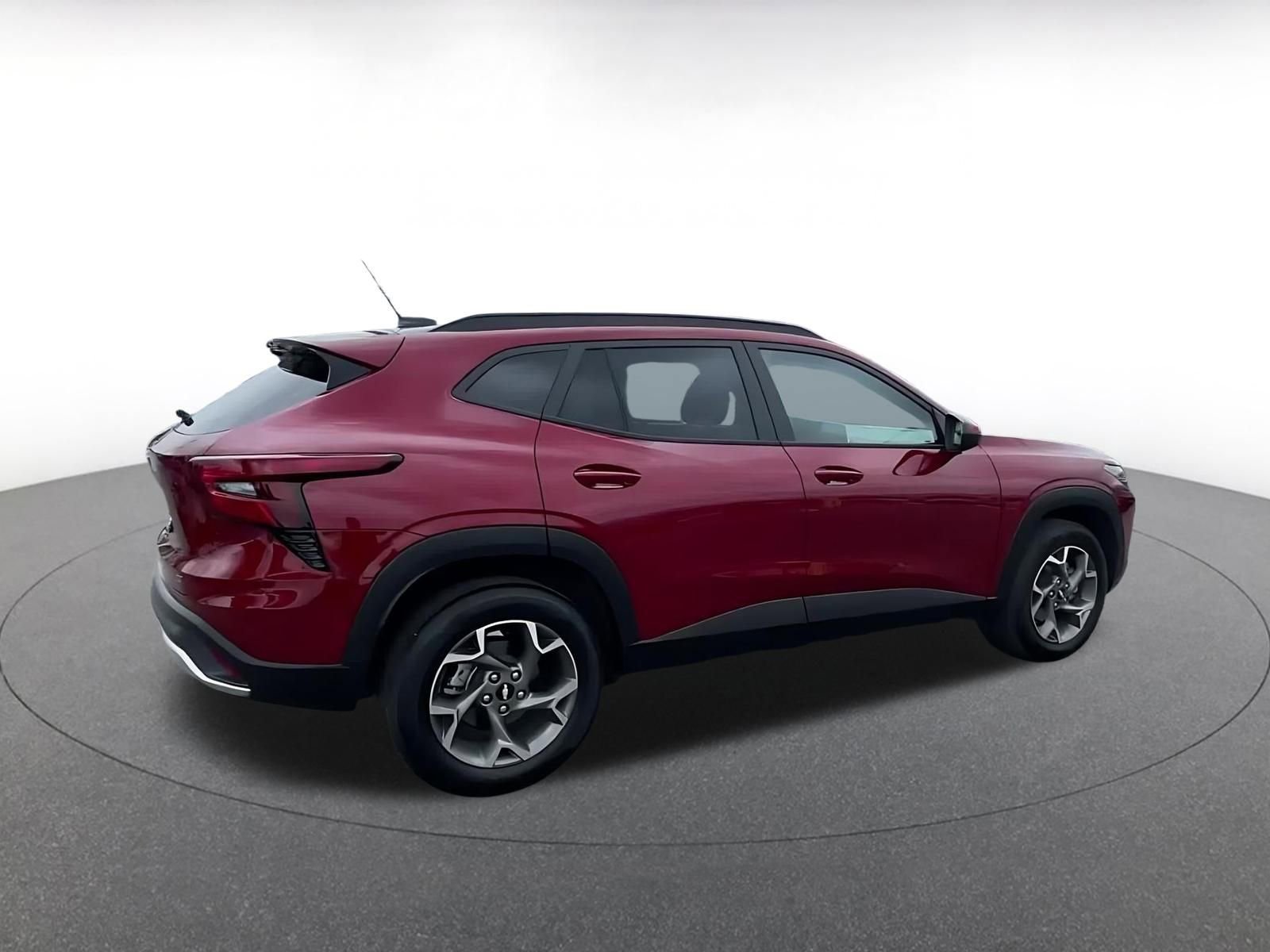 Thumbnail: 2025 Chevrolet Trax - 14