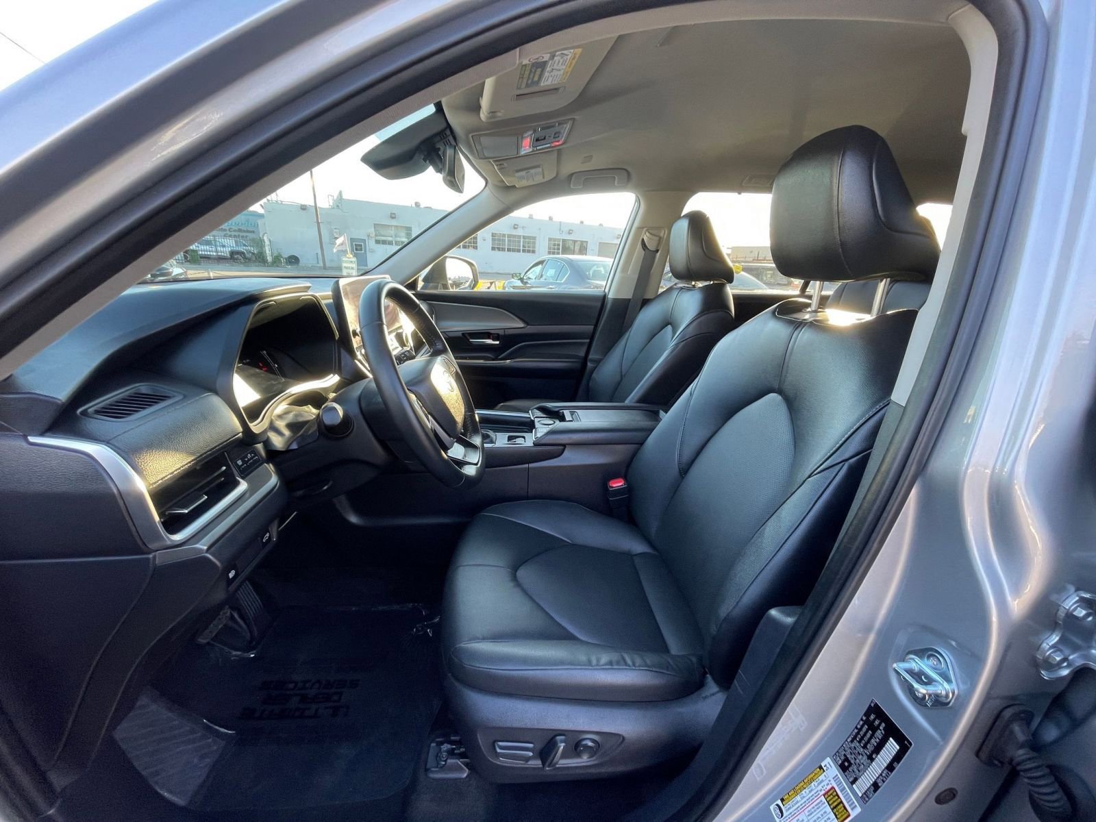 Thumbnail: 2025 Toyota Grand Highlander - 27