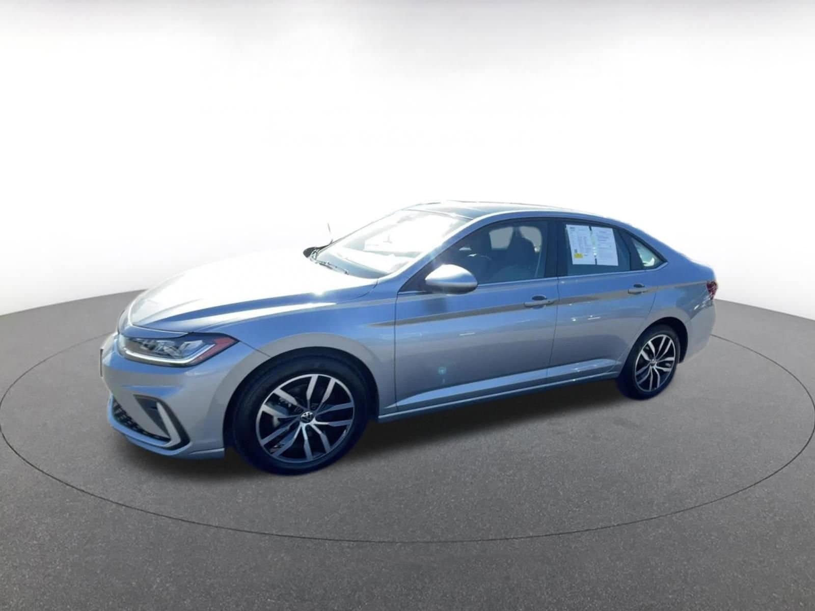 Thumbnail: 2025 Volkswagen Jetta - 8