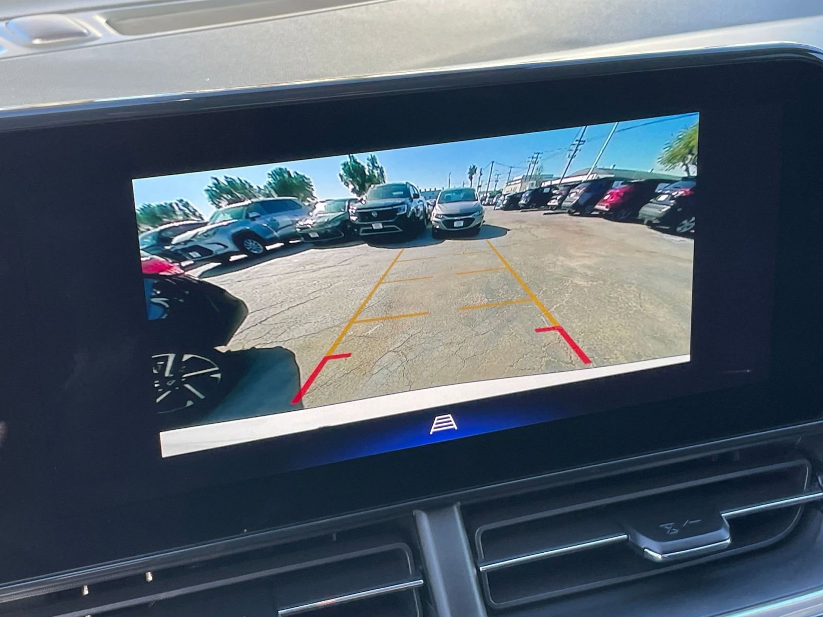 Thumbnail: 2025 Chevrolet Trax - 27