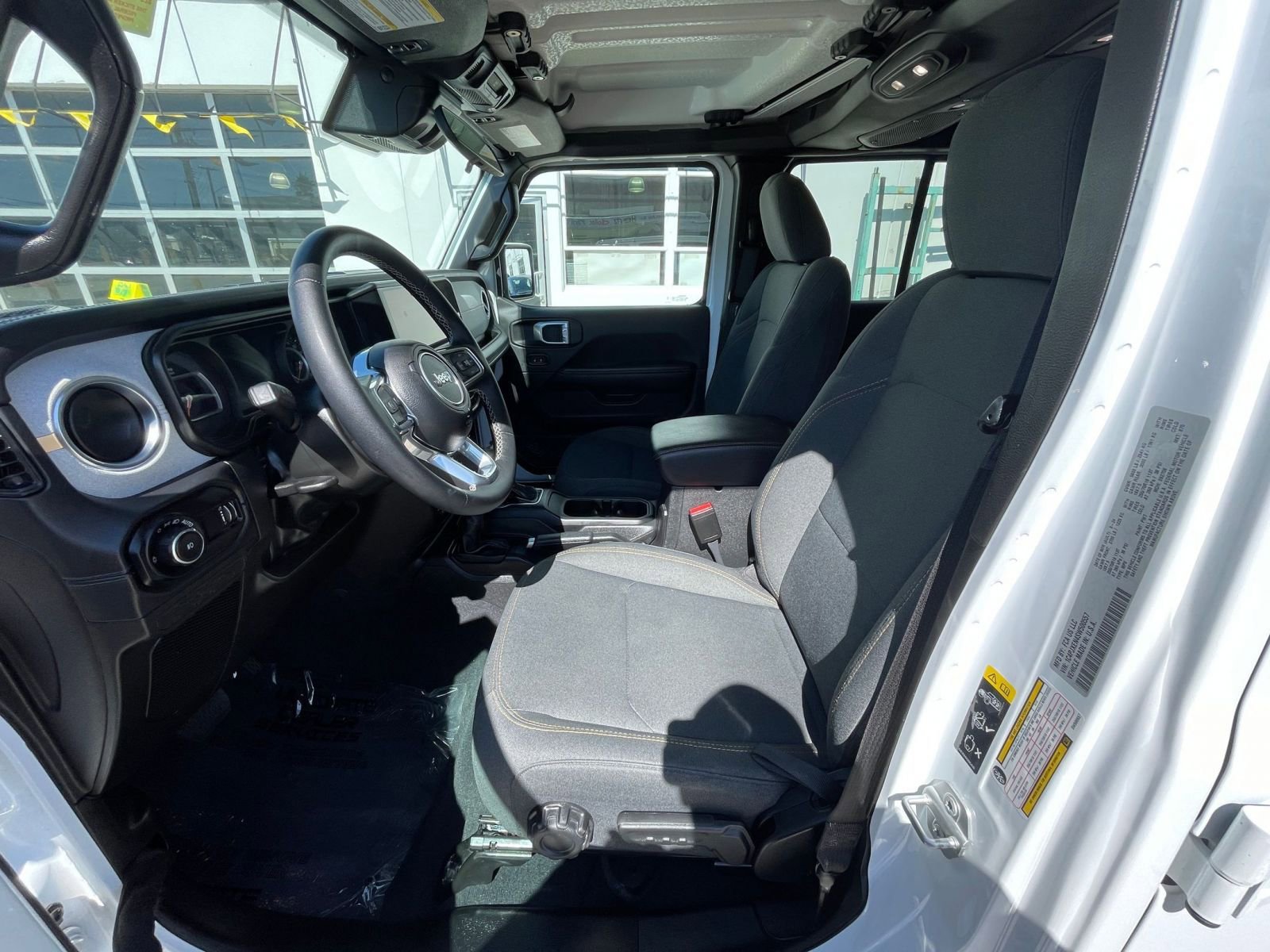 Thumbnail: 2025 Jeep Wrangler - 27