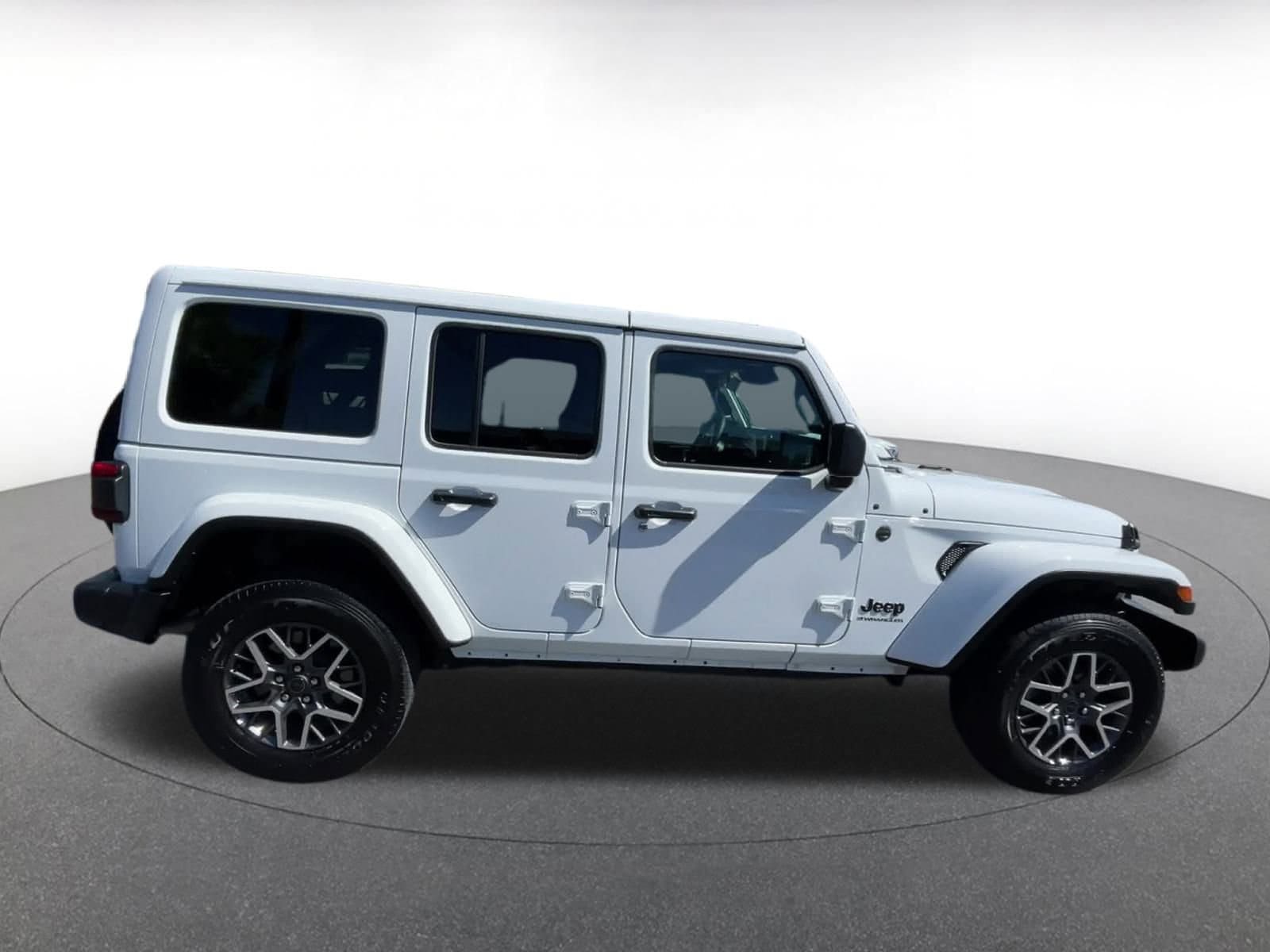 Thumbnail: 2025 Jeep Wrangler - 16