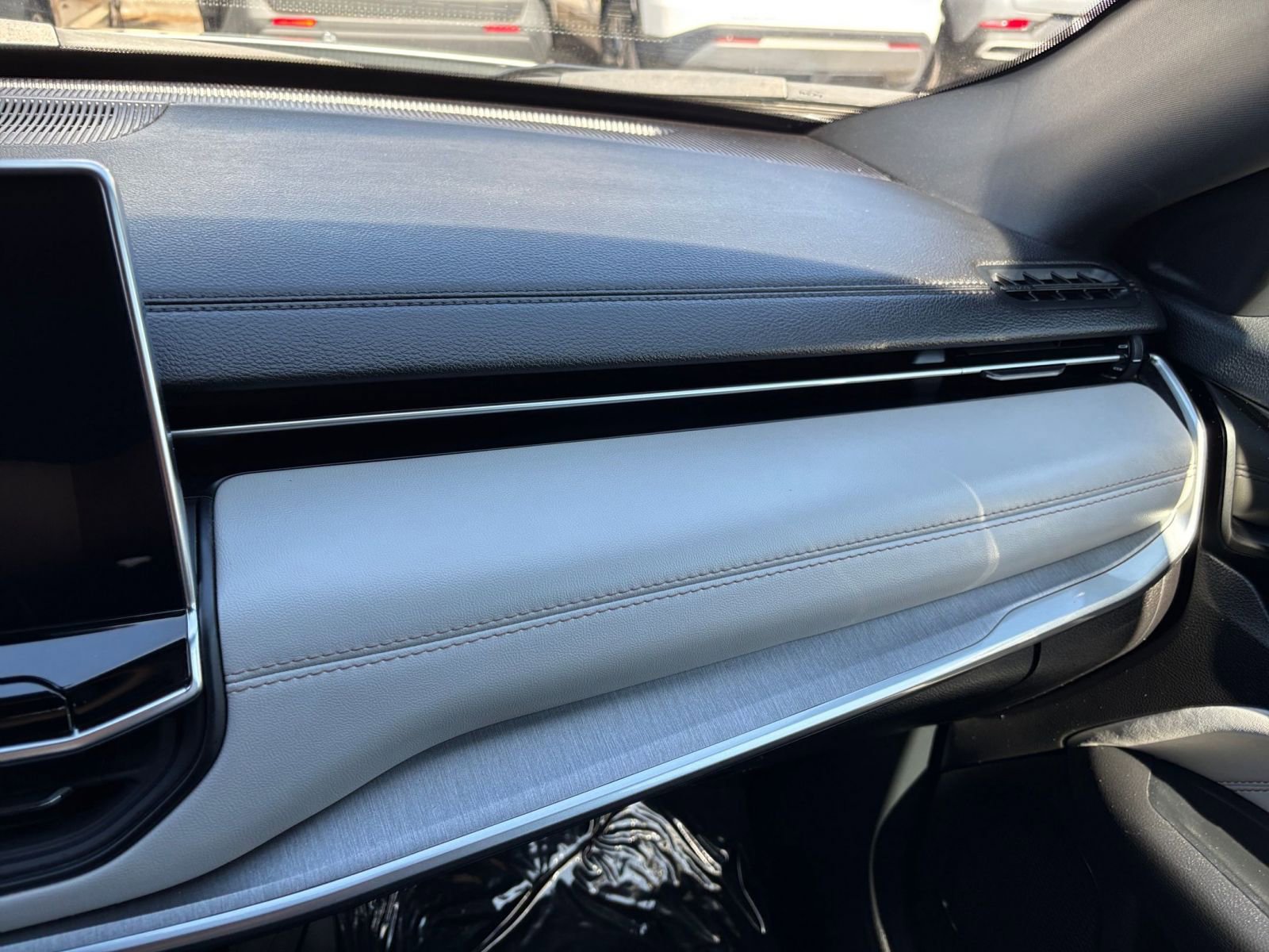 Thumbnail: 2025 Jeep Compass - 35