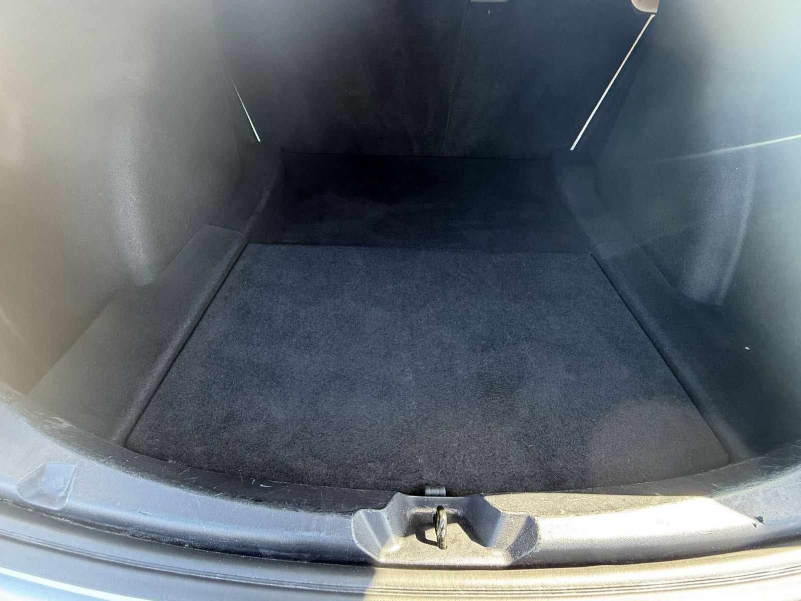 Thumbnail: 2022 Tesla Model 3 - 31