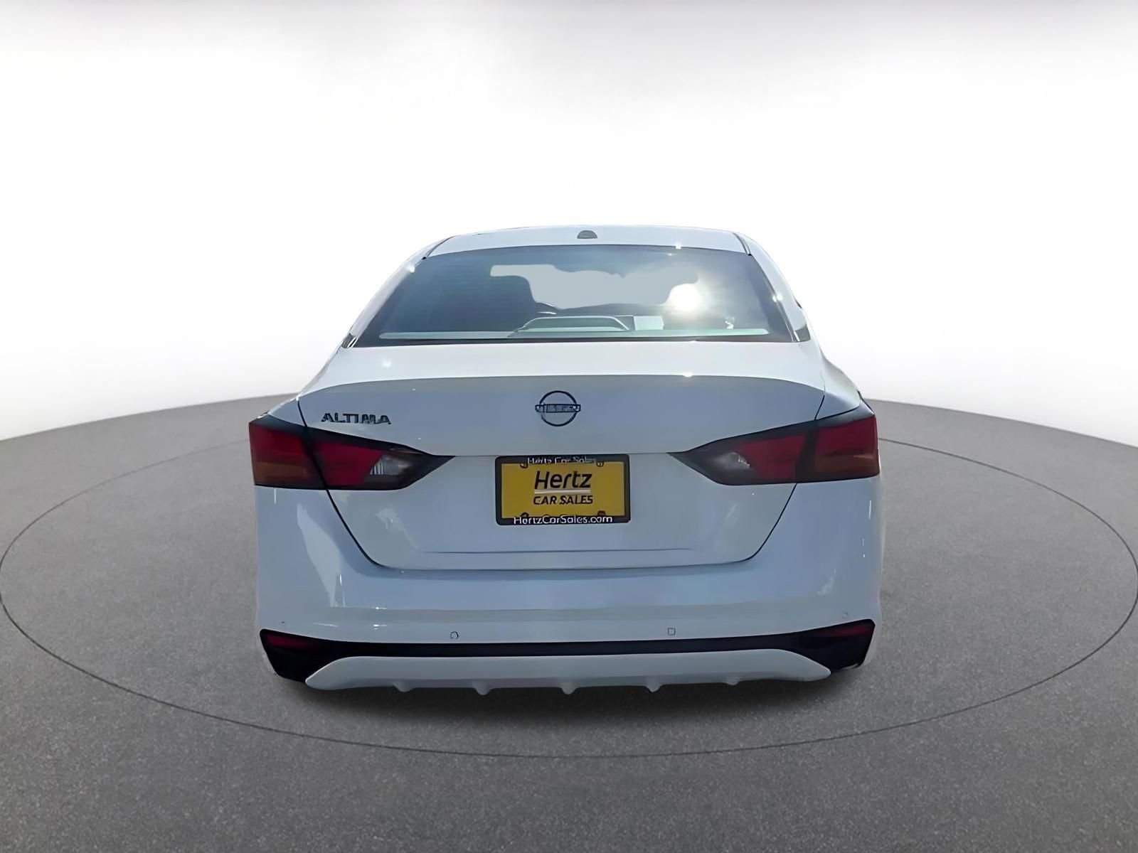 Thumbnail: 2025 Nissan Altima - 14