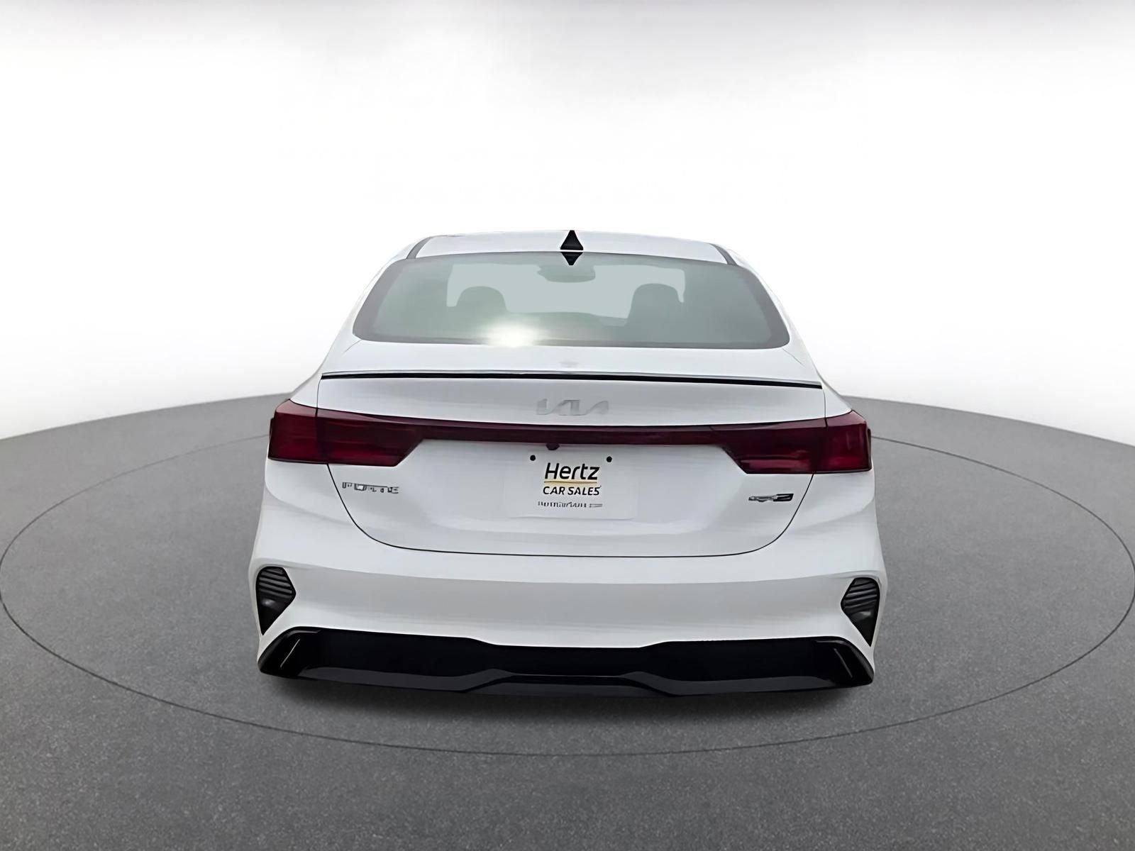 Thumbnail: 2023 Kia Forte - 11