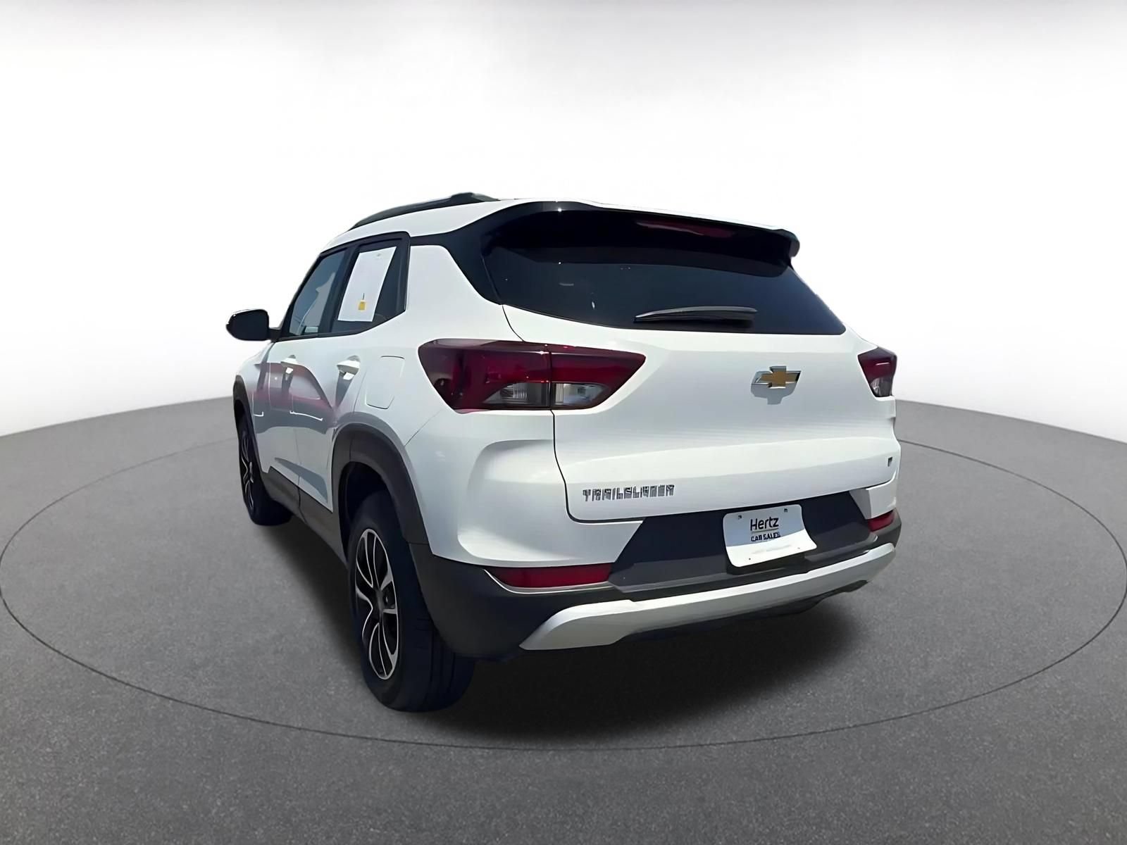 Thumbnail: 2025 Chevrolet TrailBlazer - 9