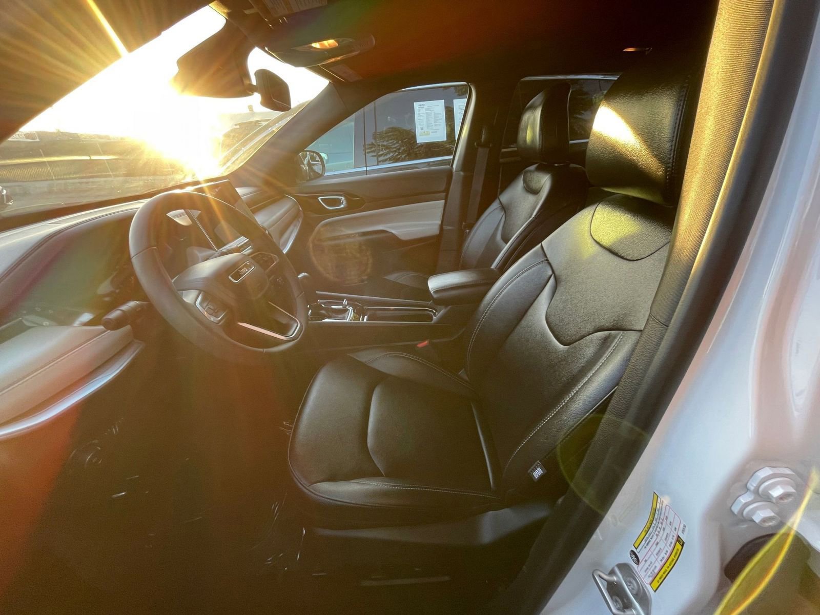 Thumbnail: 2025 Jeep Compass - 27