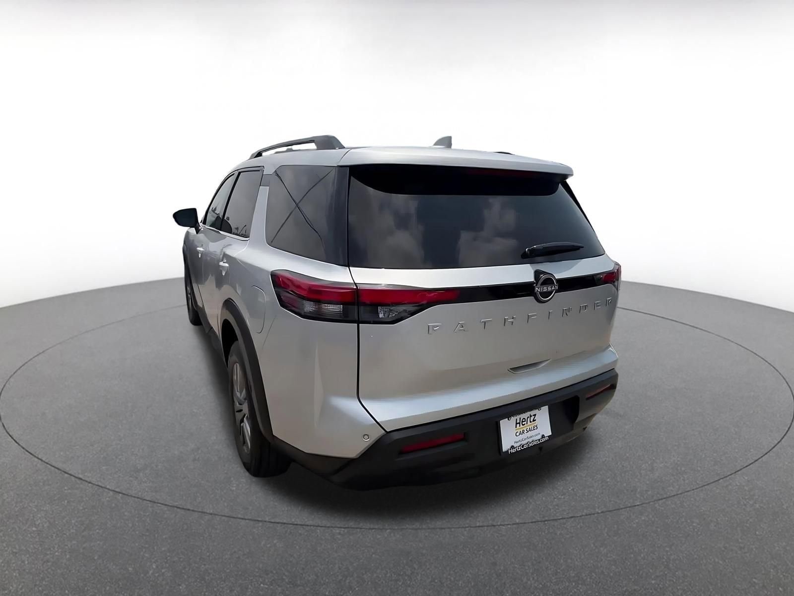 Thumbnail: 2025 Nissan Pathfinder - 11