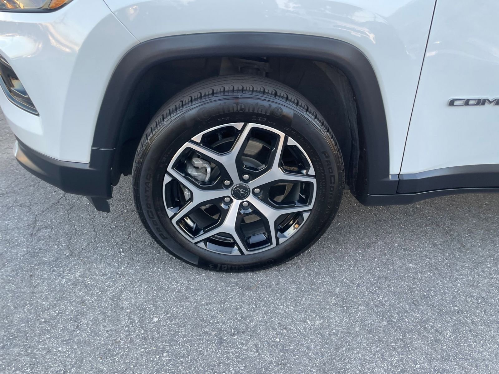 Thumbnail: 2025 Jeep Compass - 30