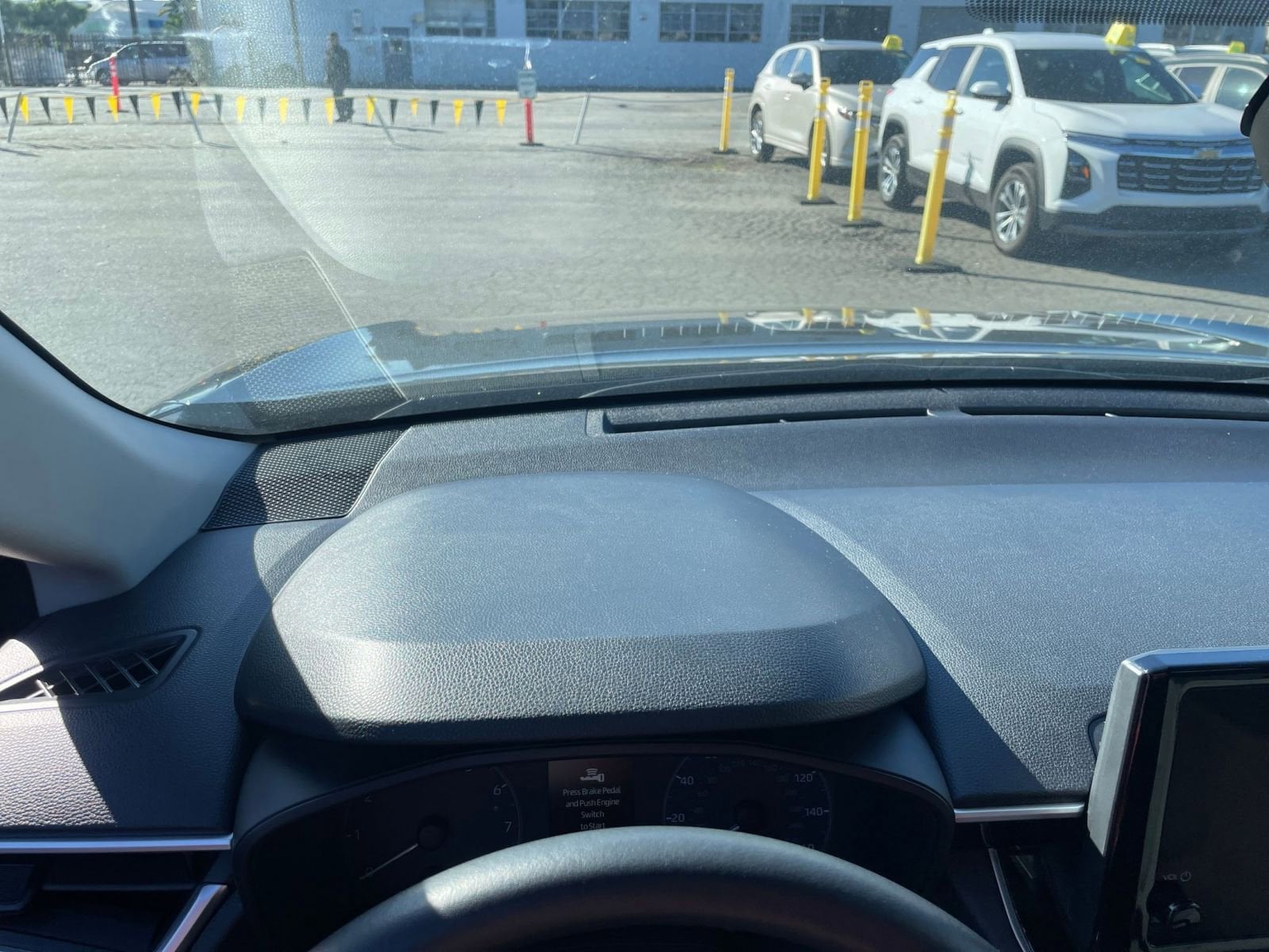 Thumbnail: 2025 Toyota Corolla Cross - 34