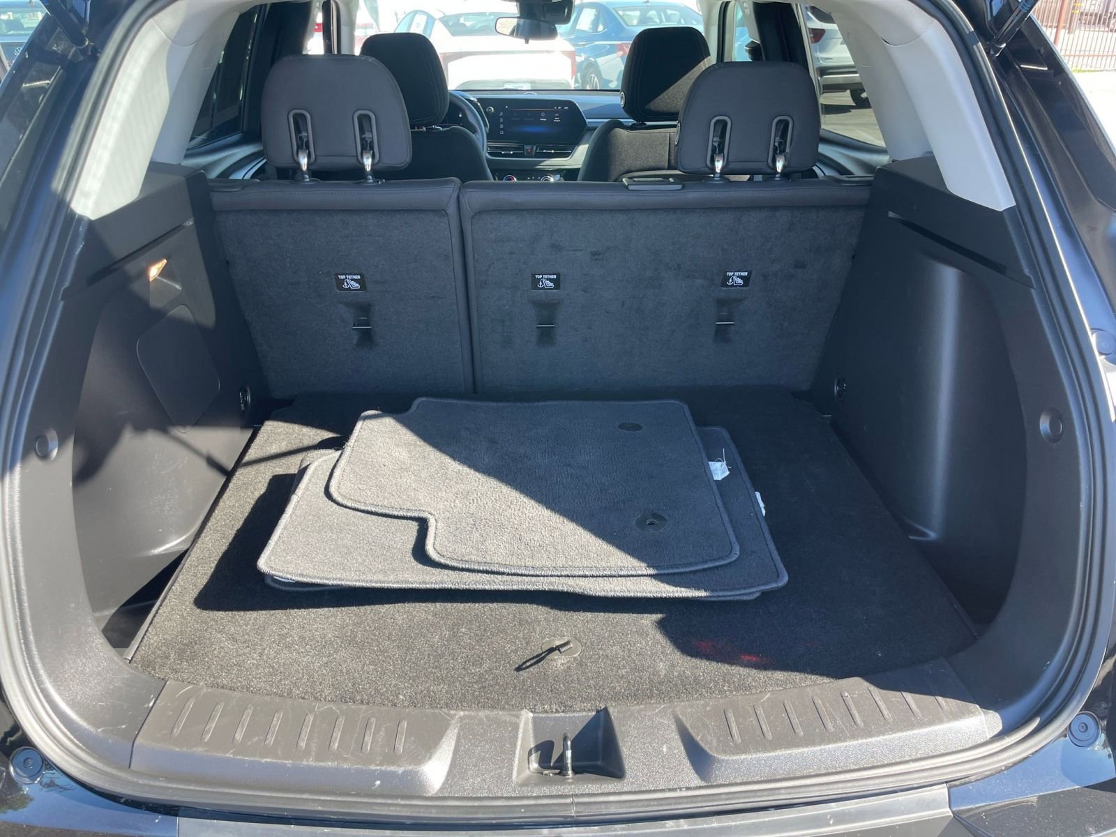 Thumbnail: 2025 Chevrolet TrailBlazer - 31