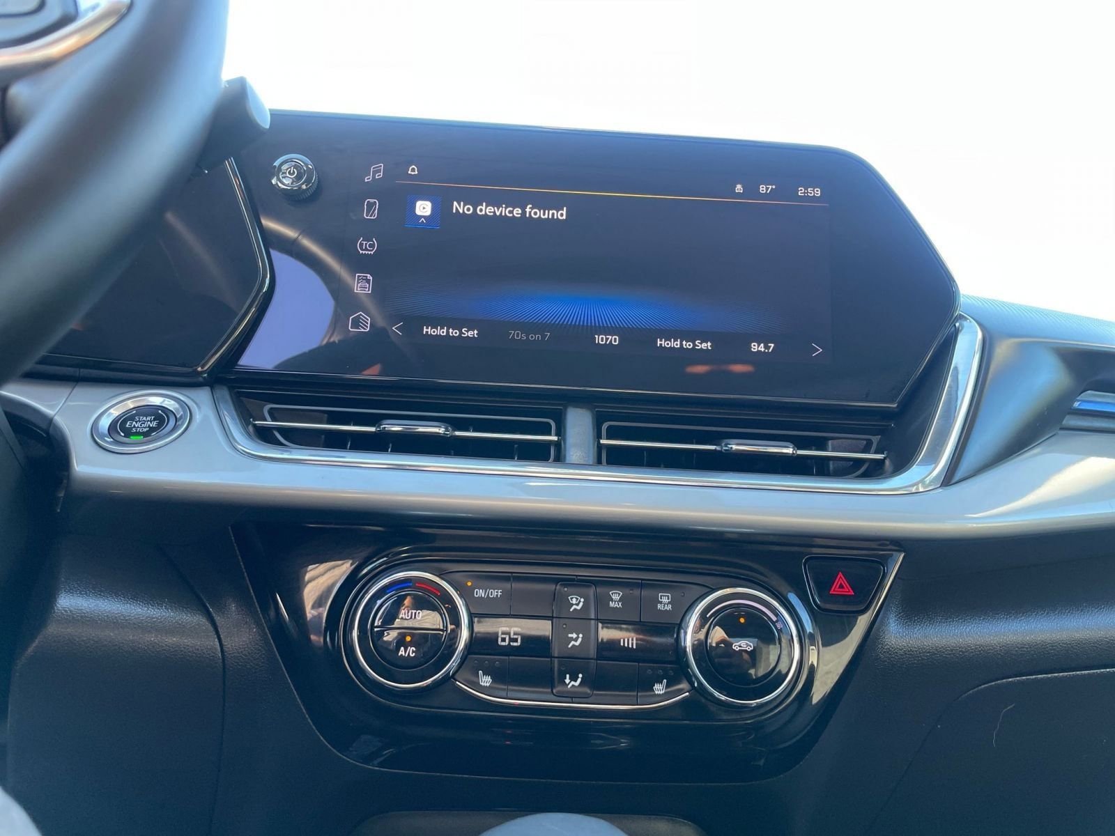 Thumbnail: 2025 Chevrolet Trax - 21