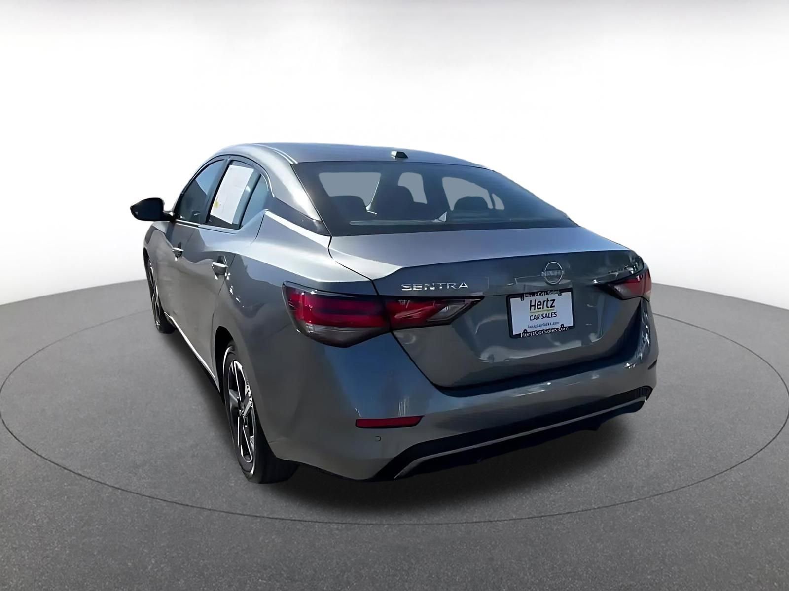 Thumbnail: 2025 Nissan Sentra - 10