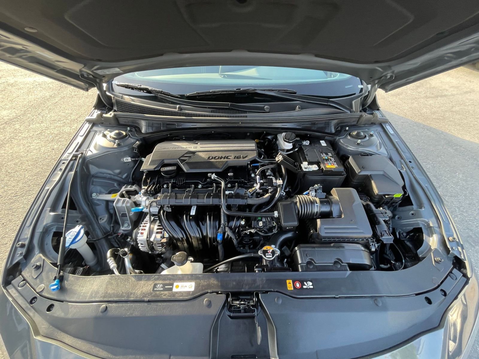 Thumbnail: 2025 Hyundai Elantra - 32