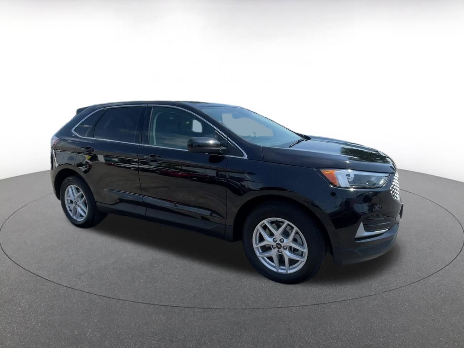 Thumbnail: 2024 Ford Edge - 2