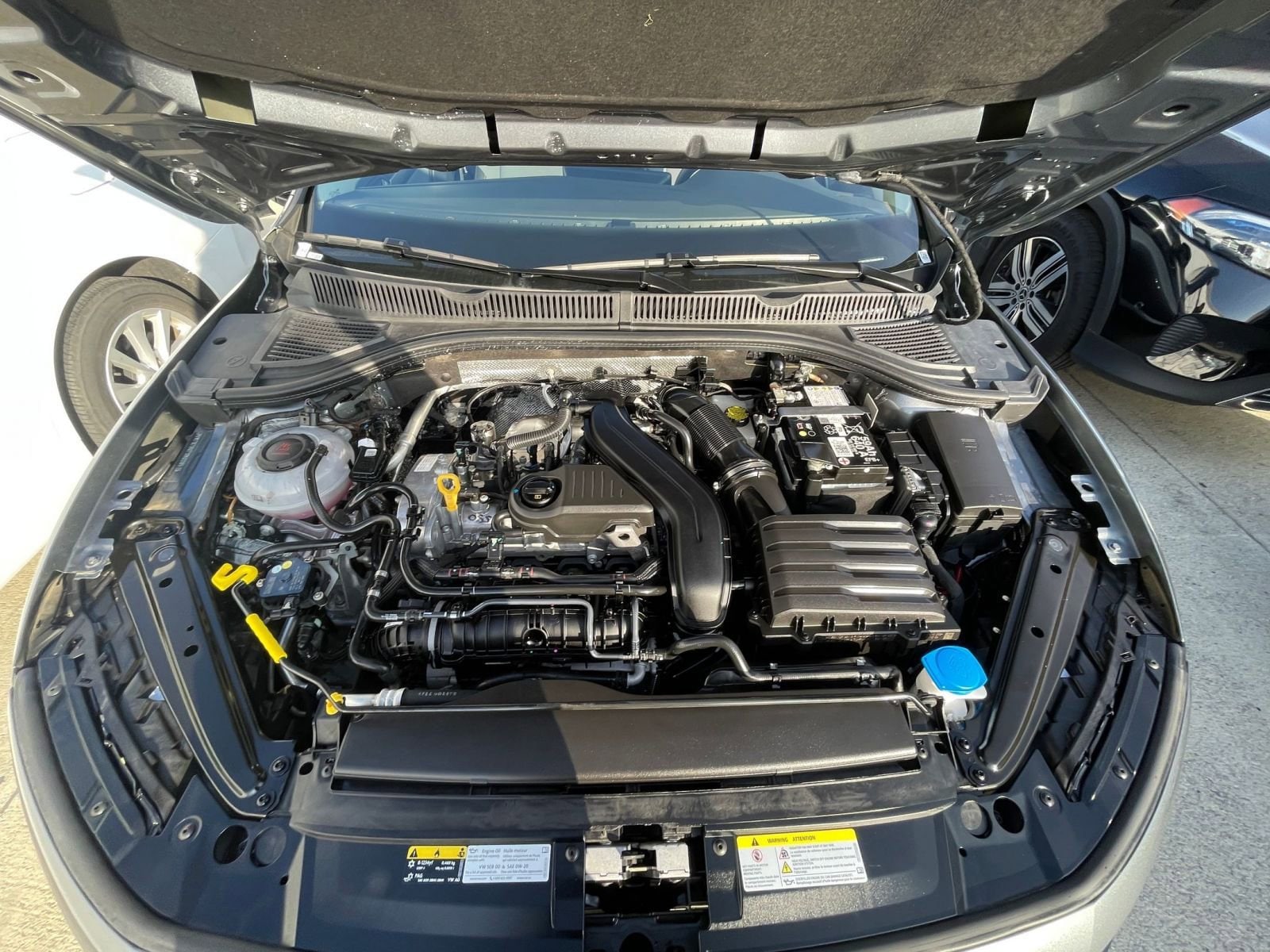 Thumbnail: 2025 Volkswagen Jetta - 32