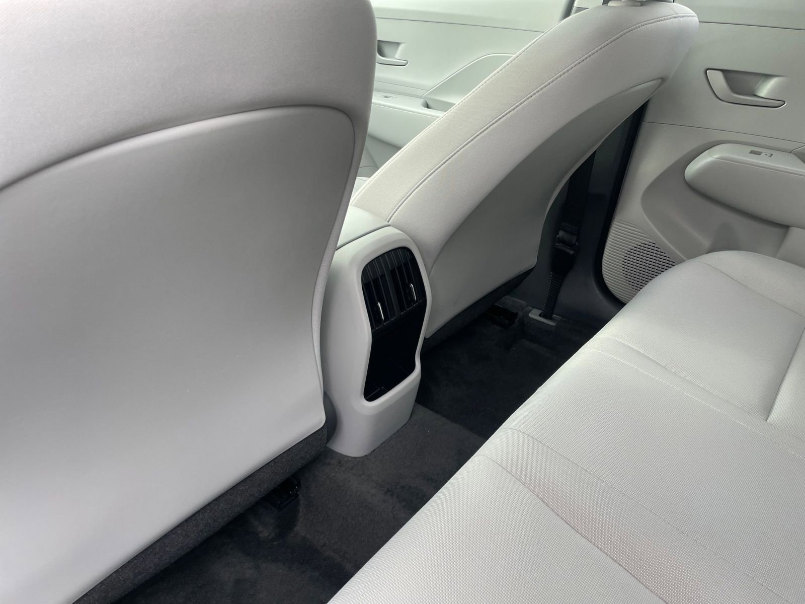 Thumbnail: 2025 Hyundai Kona - 24