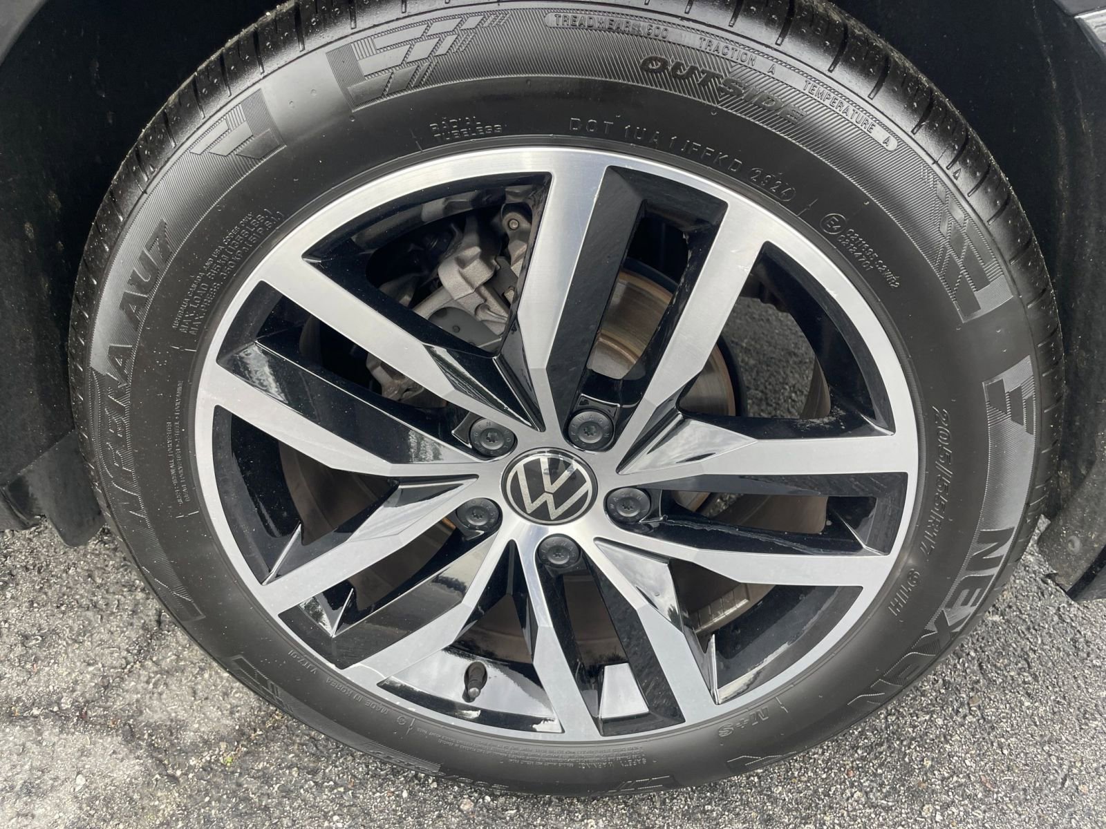 Thumbnail: 2025 Volkswagen Jetta - 30