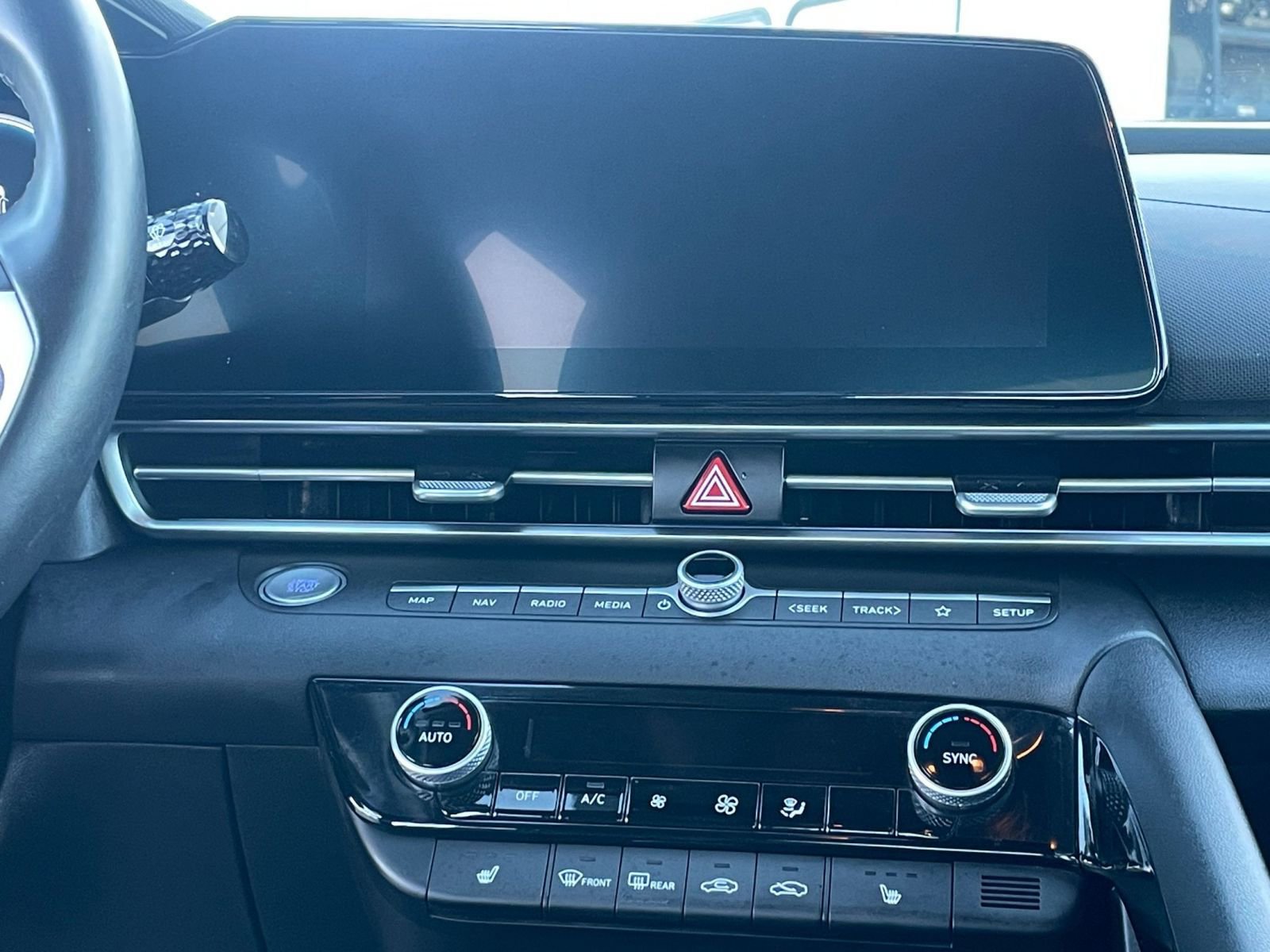 Thumbnail: 2025 Hyundai Elantra - 17