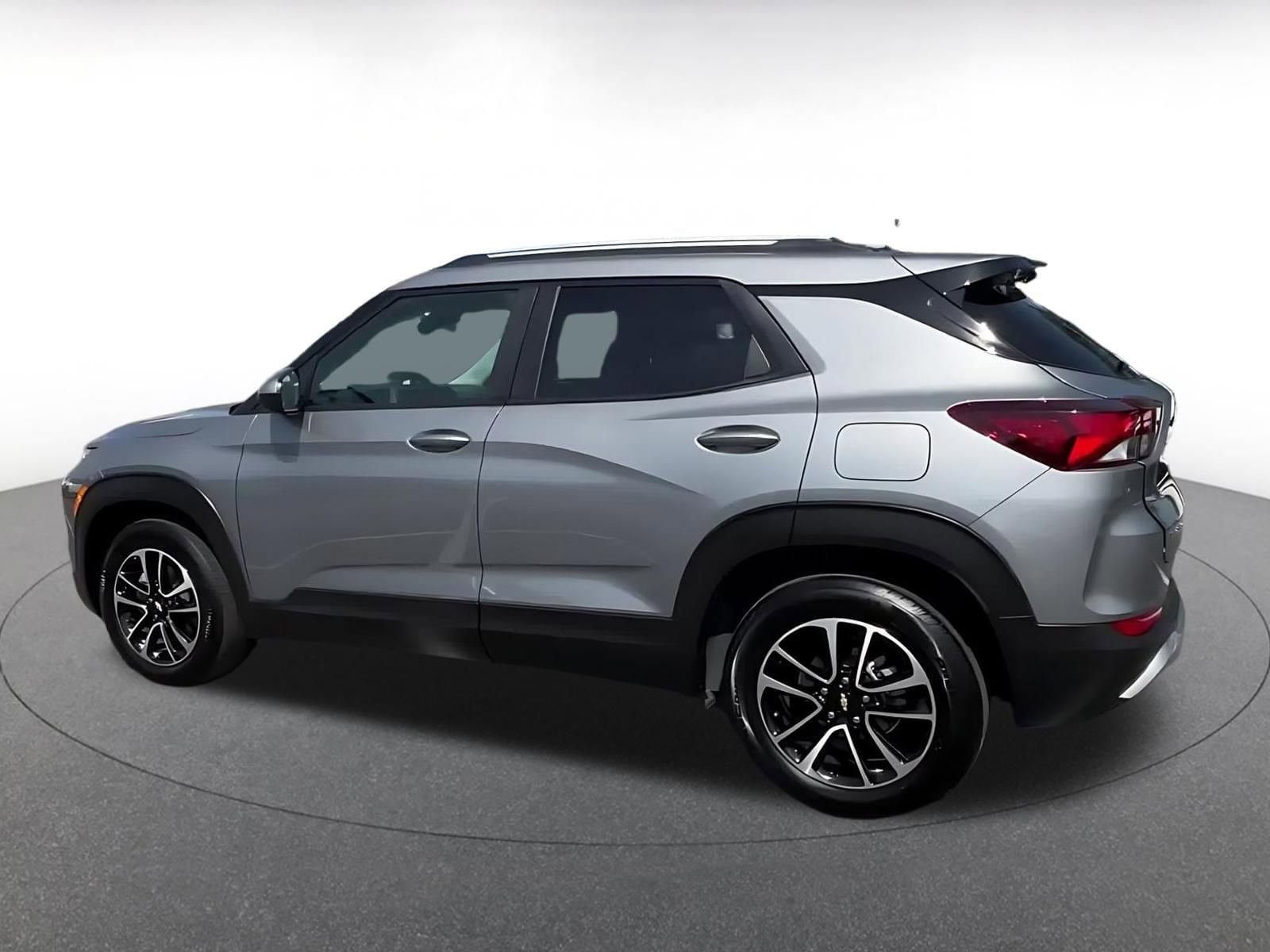 Thumbnail: 2025 Chevrolet TrailBlazer - 10