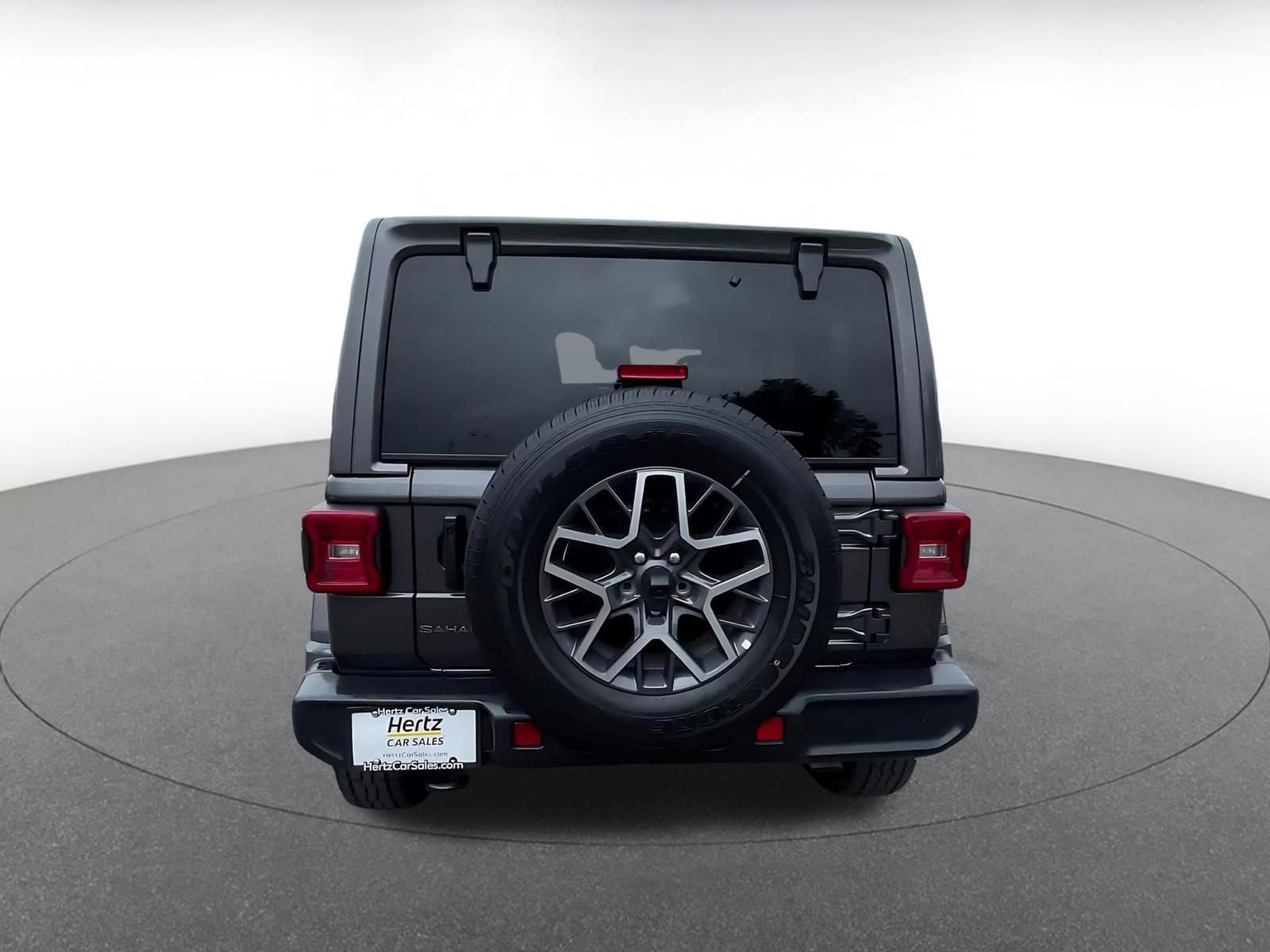 Thumbnail: 2025 Jeep Wrangler - 12