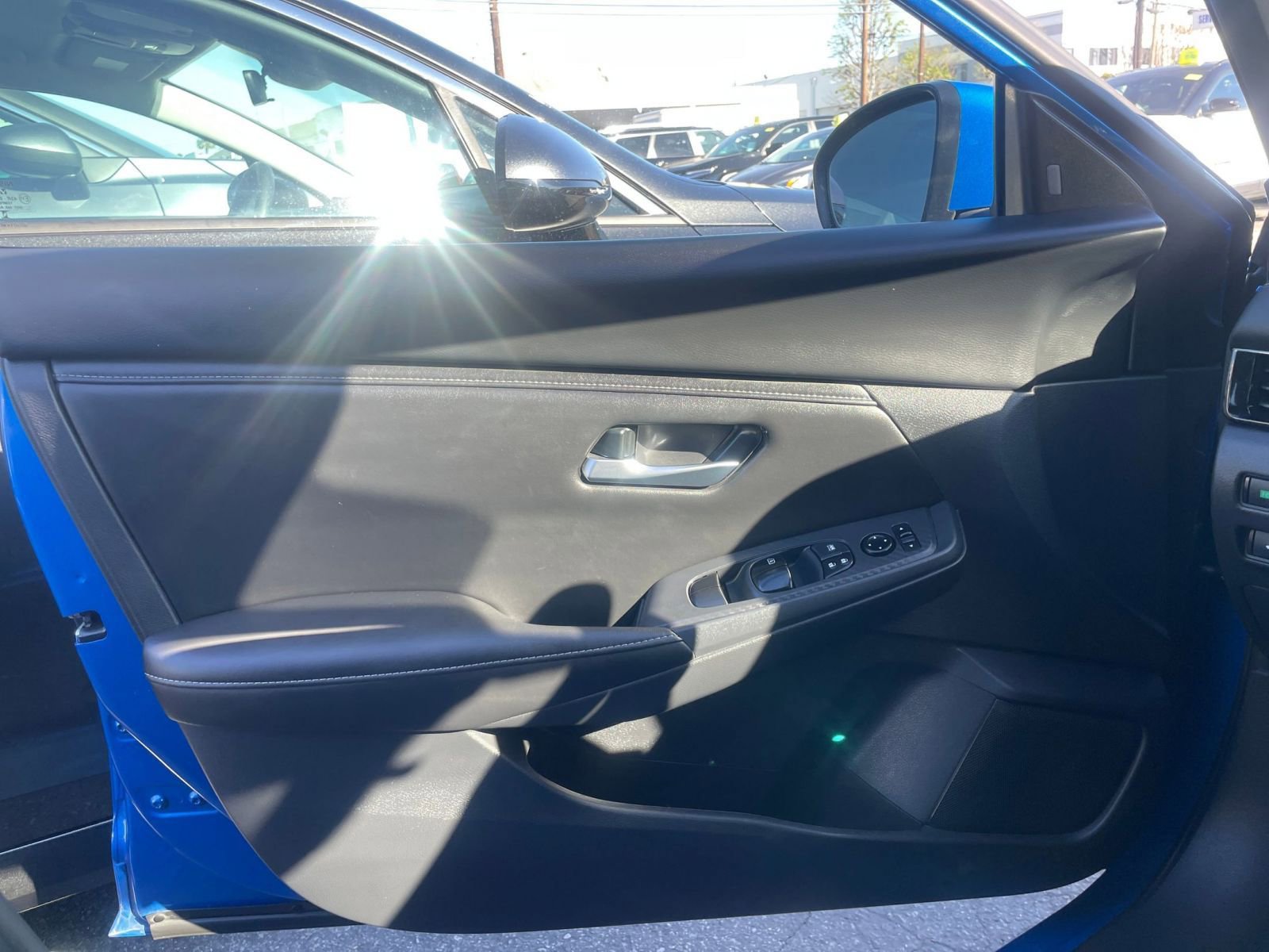 Thumbnail: 2025 Nissan Sentra - 18