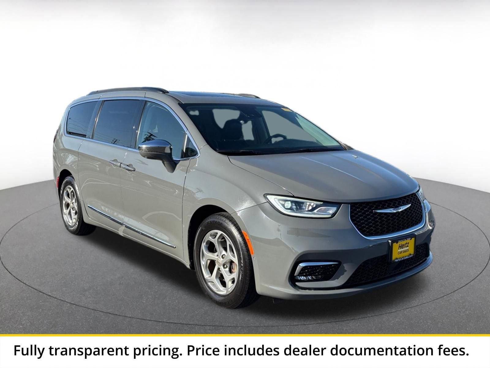 Thumbnail: 2022 Chrysler Pacifica - 1